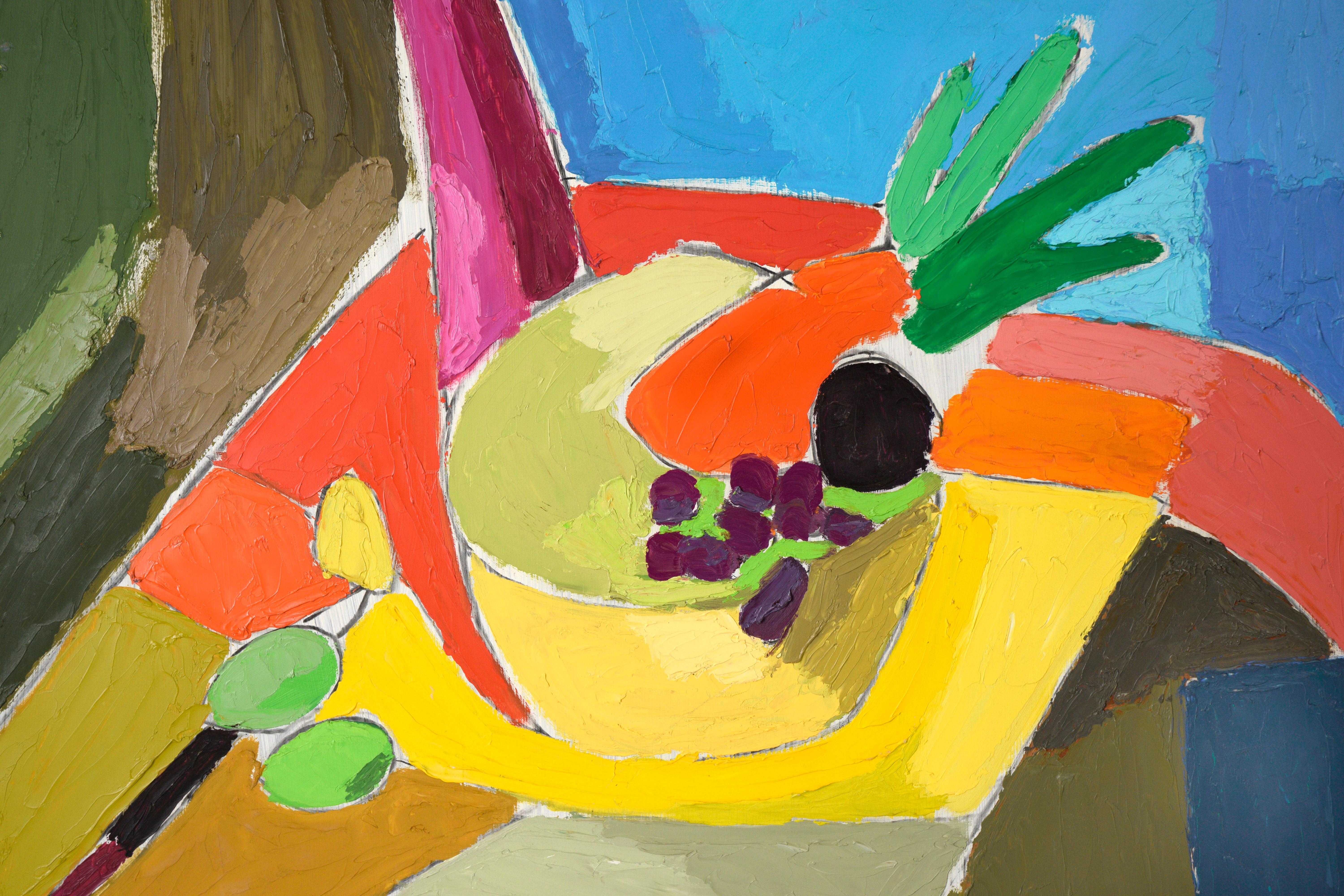 Nature morte moderniste à blocs de couleurs avec coupe de fruits - Gris Abstract Painting par Ellis Hopkins