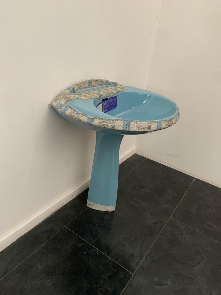 Ellisse Sky Blue Washbasin by Ideal Standard, 1970s In Excellent Condition For Sale In Montelabbate, PU