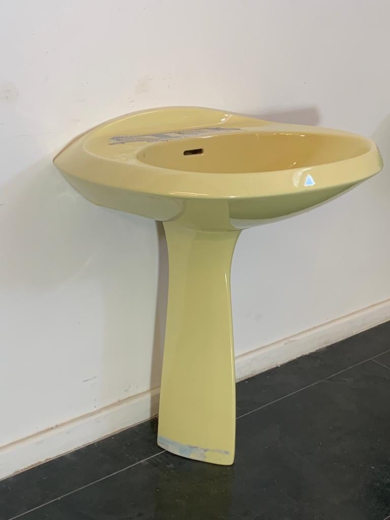 Gelber Waschbecken von Gio Ponti für Ideal Standard, Ellisse, 1970er-Jahre (Mitte des 20. Jahrhunderts) im Angebot