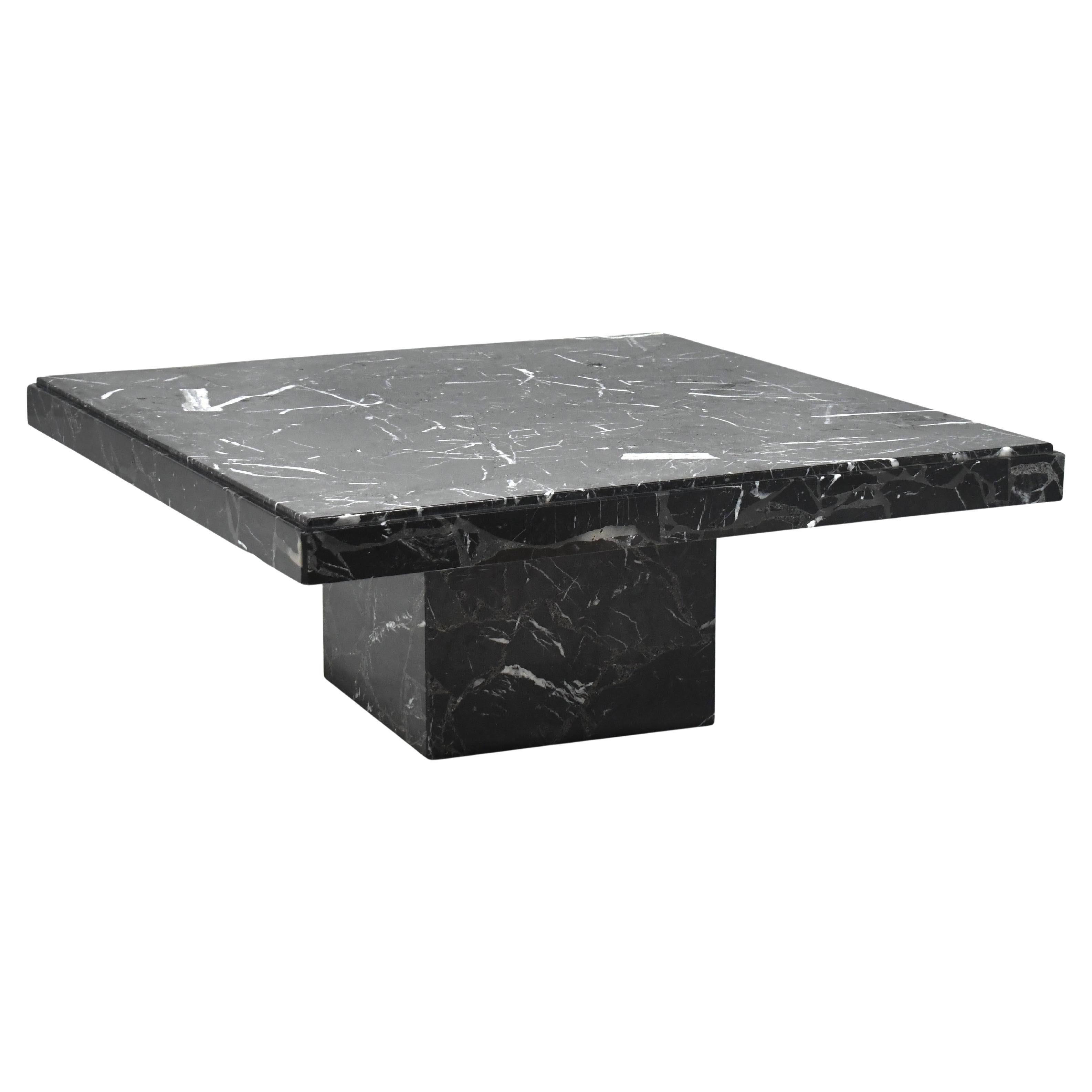 Table basse en marbre noir Ello