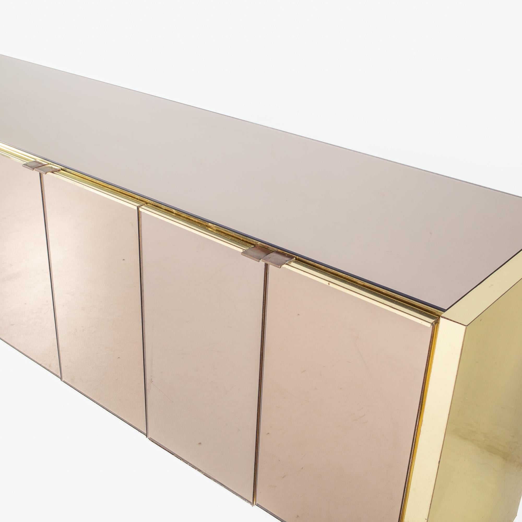 Ello Mid Century Brass and Mirrored Sideboard Credenza In Good Condition In Countryside, IL