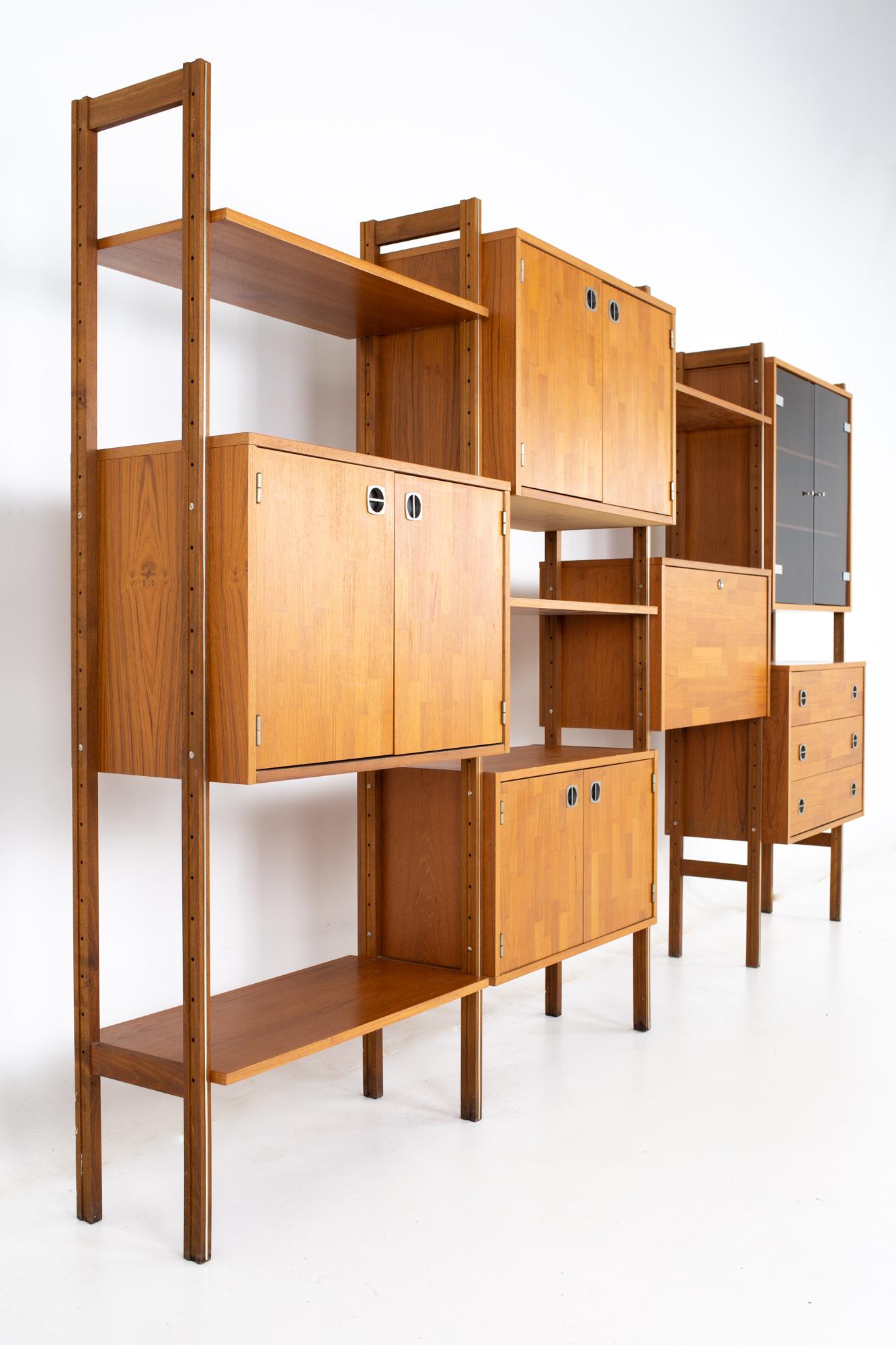 ello wall unit