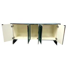 Ello Post Modern Mid Jahrhundert geschichtet Glas Spiegel 5 Tür Credenza C. 1980s
