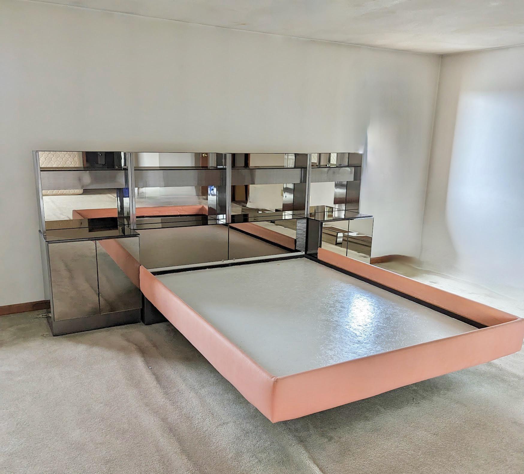 SATURDAY SALE


Our most liked and saved piece, 1970 designed 