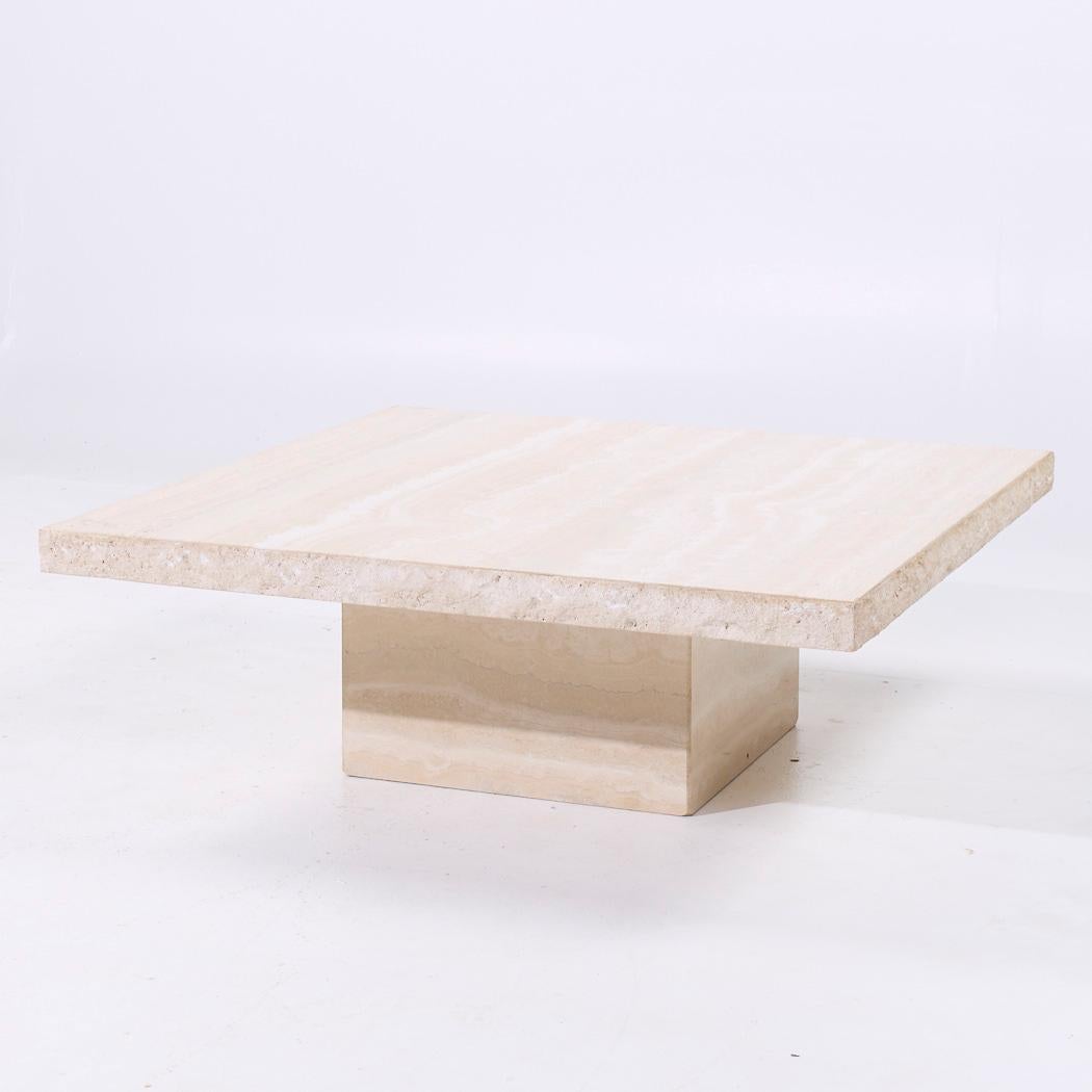 Mid-Century Modern Table basse en travertin style Ello Mid Century en vente