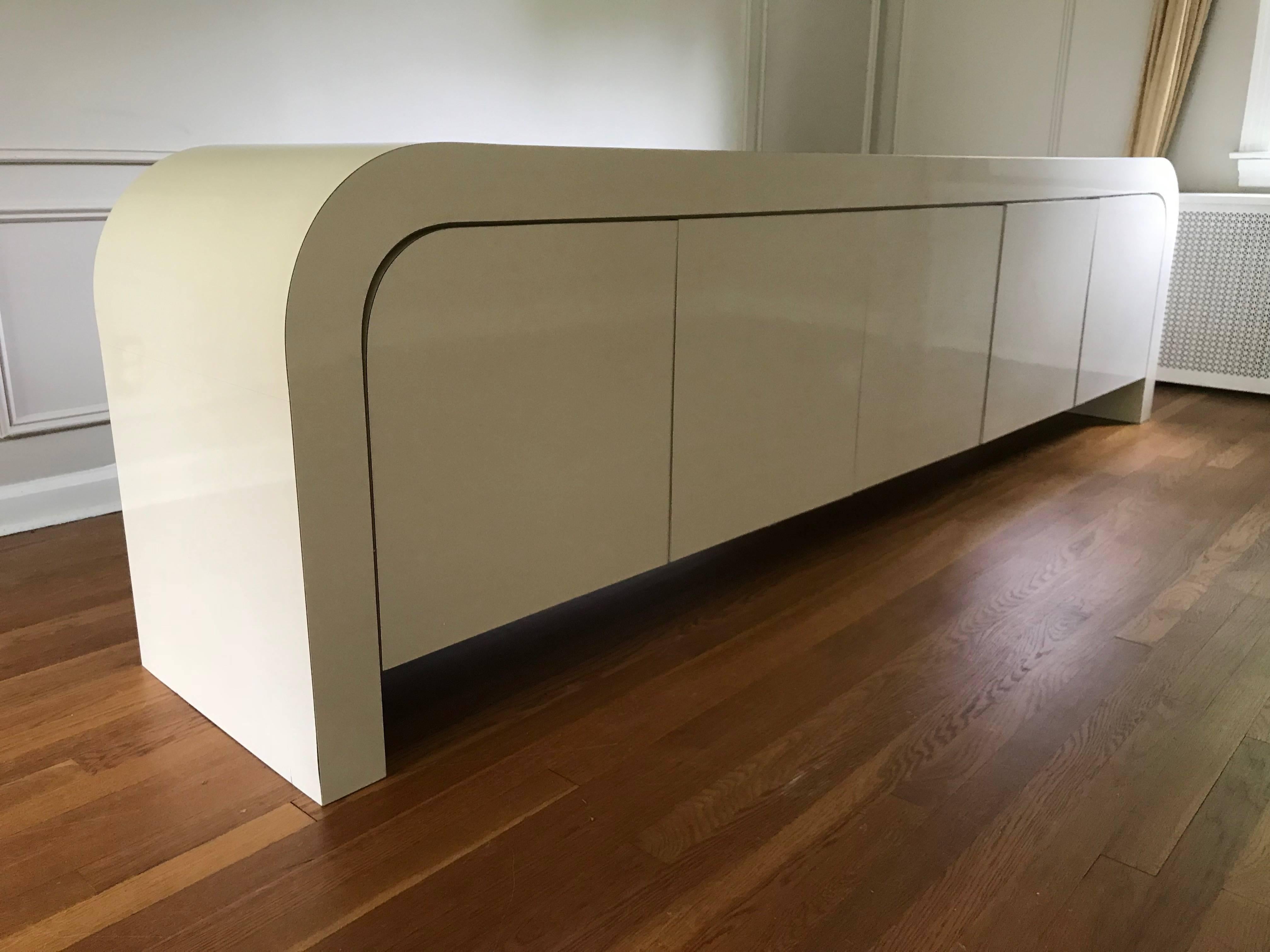 Ello Style Waterfall Credenza in off White 4