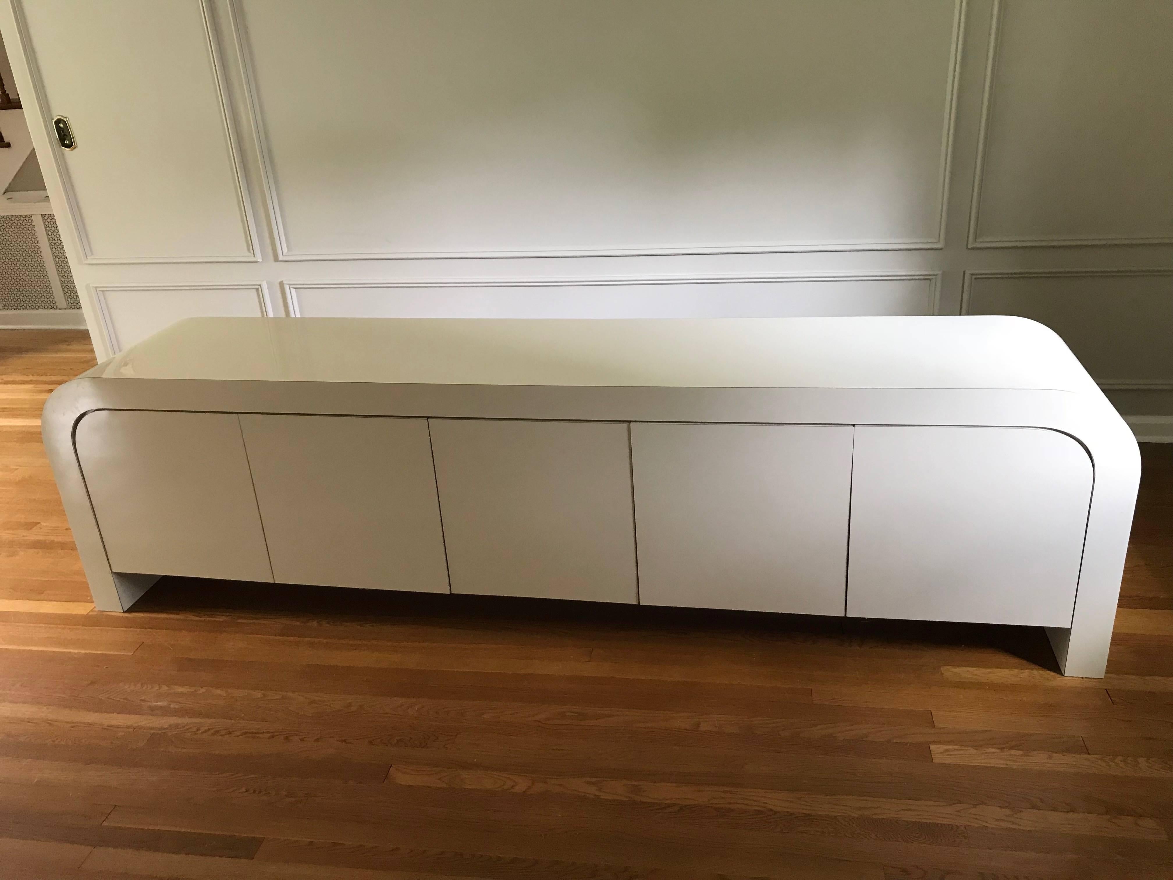 Ello Style Waterfall Credenza in off White 5