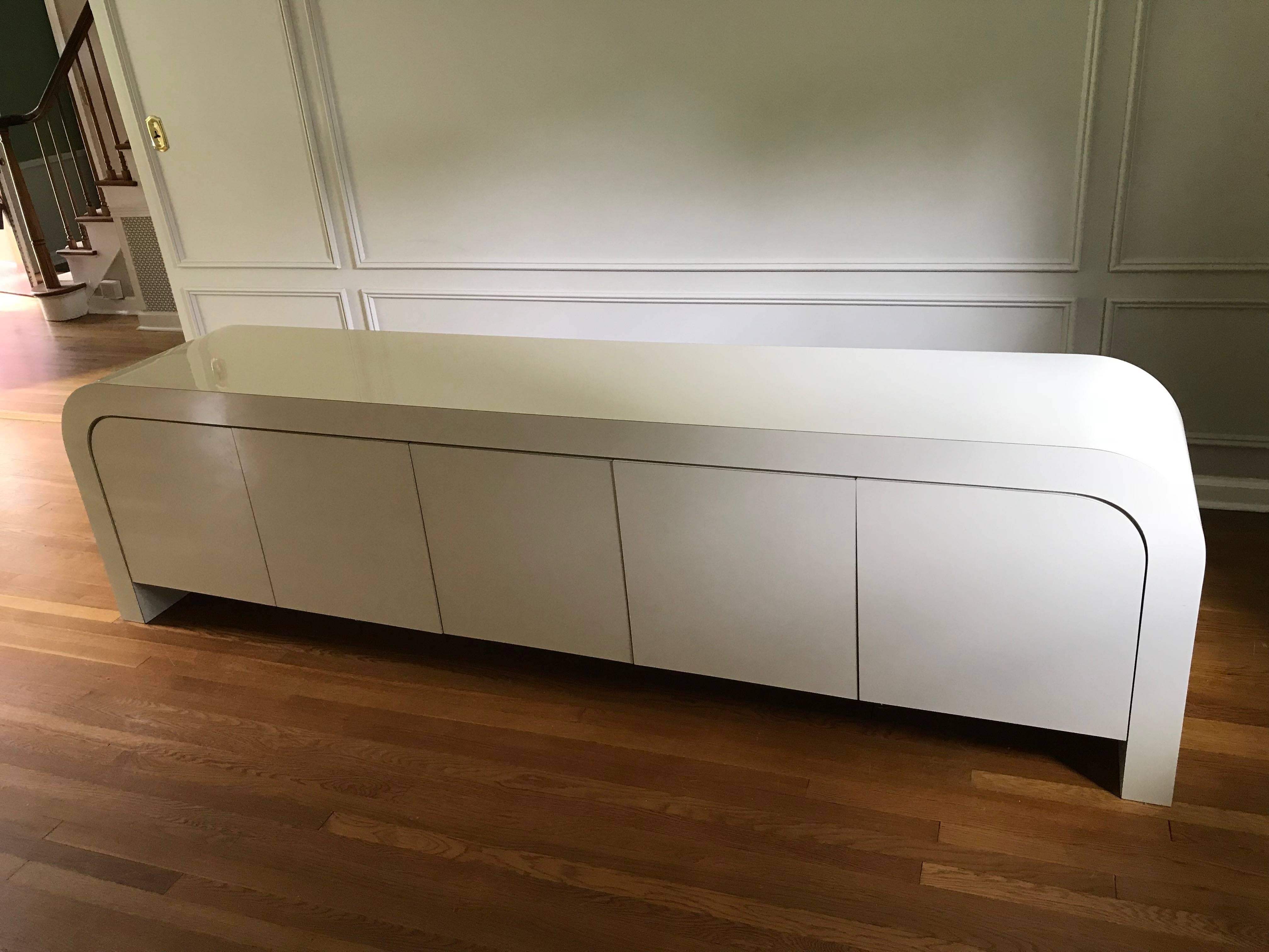 Ello Style Waterfall Credenza in off White 6