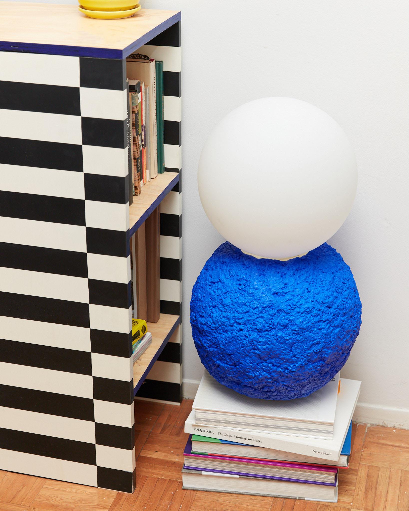 ultra modern table lamps