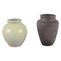 Ellis Kuch e Wilhelm Kuch. Due piccoli vasi in ceramica. Dagli anni '80