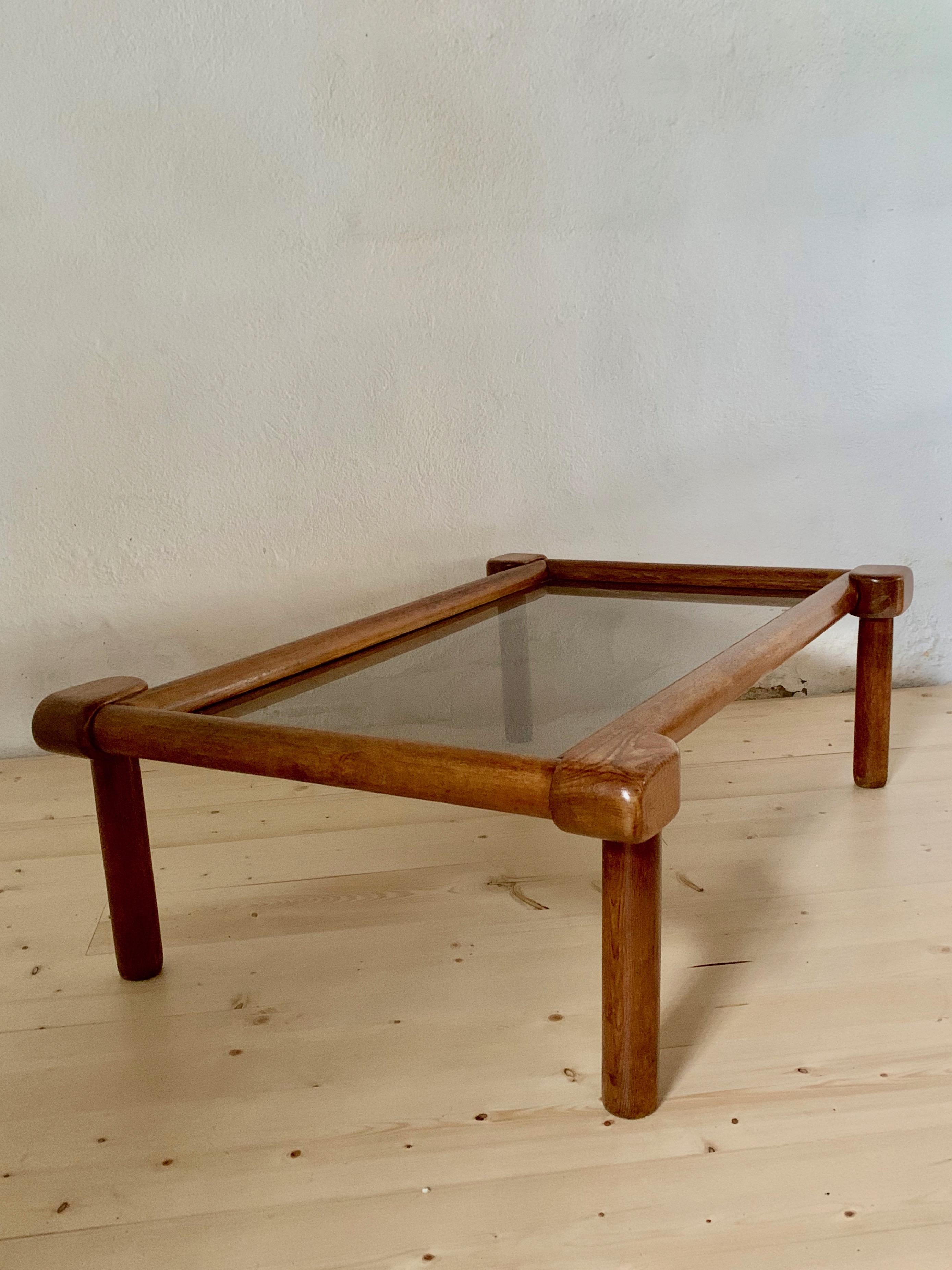 Elm and Glass Coffee Table, circa 1960, France In Good Condition In Girona, Spain