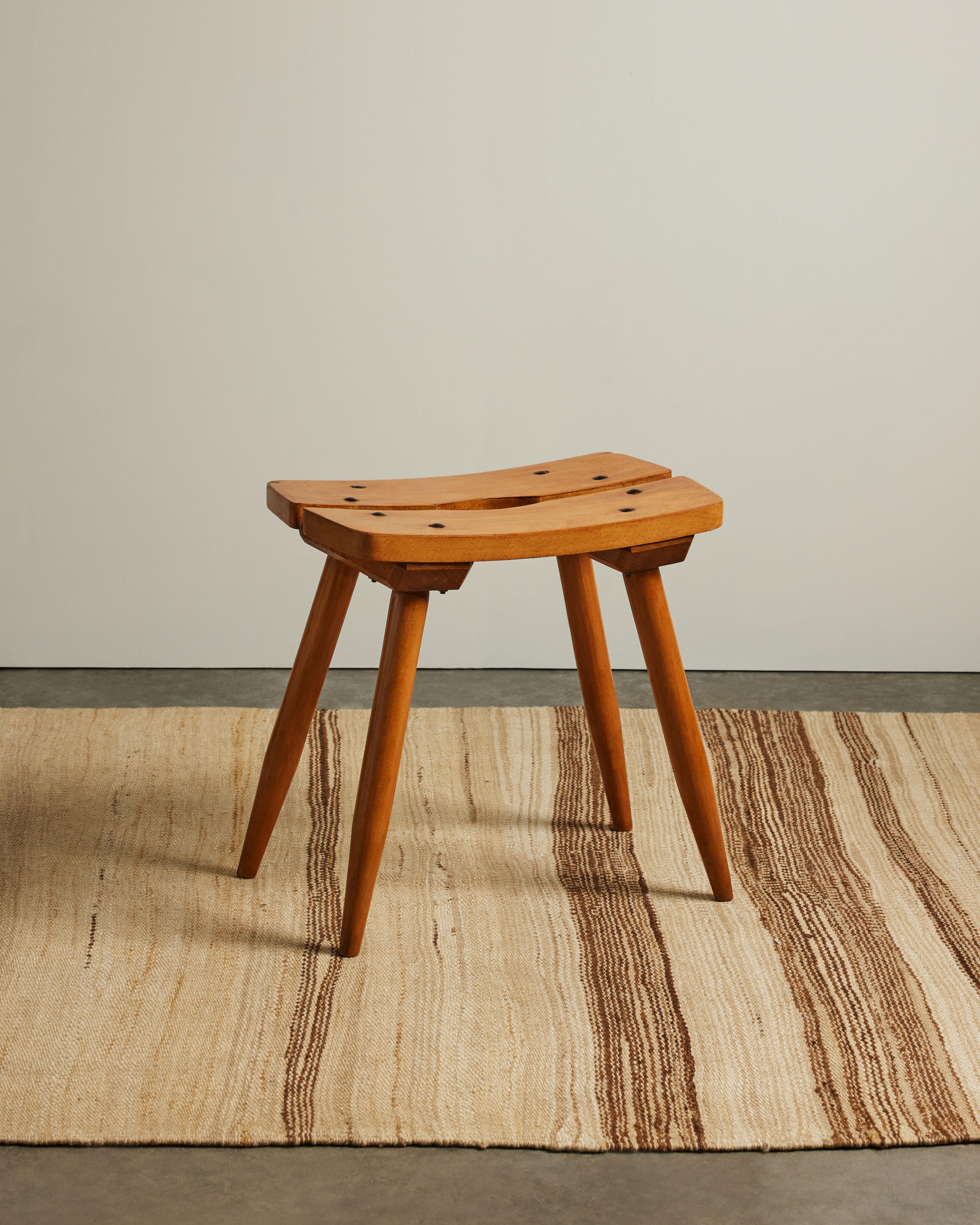 Elm and Iron Stool by Atelier Marolles, France, c. 1950 en venta 9