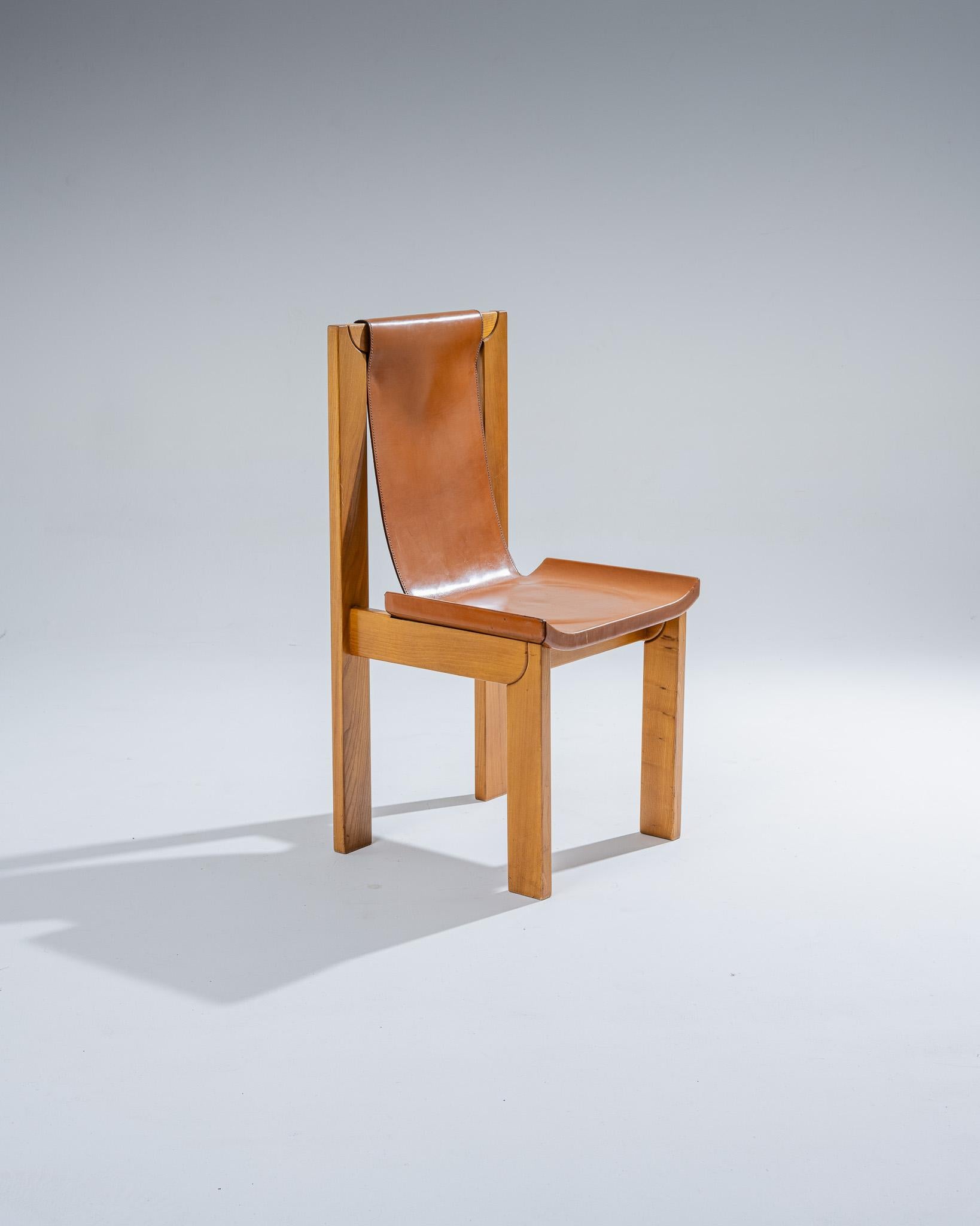 Sedia in olmo e pelle, Luigi Gorgoni, anni '70 in vendita 2