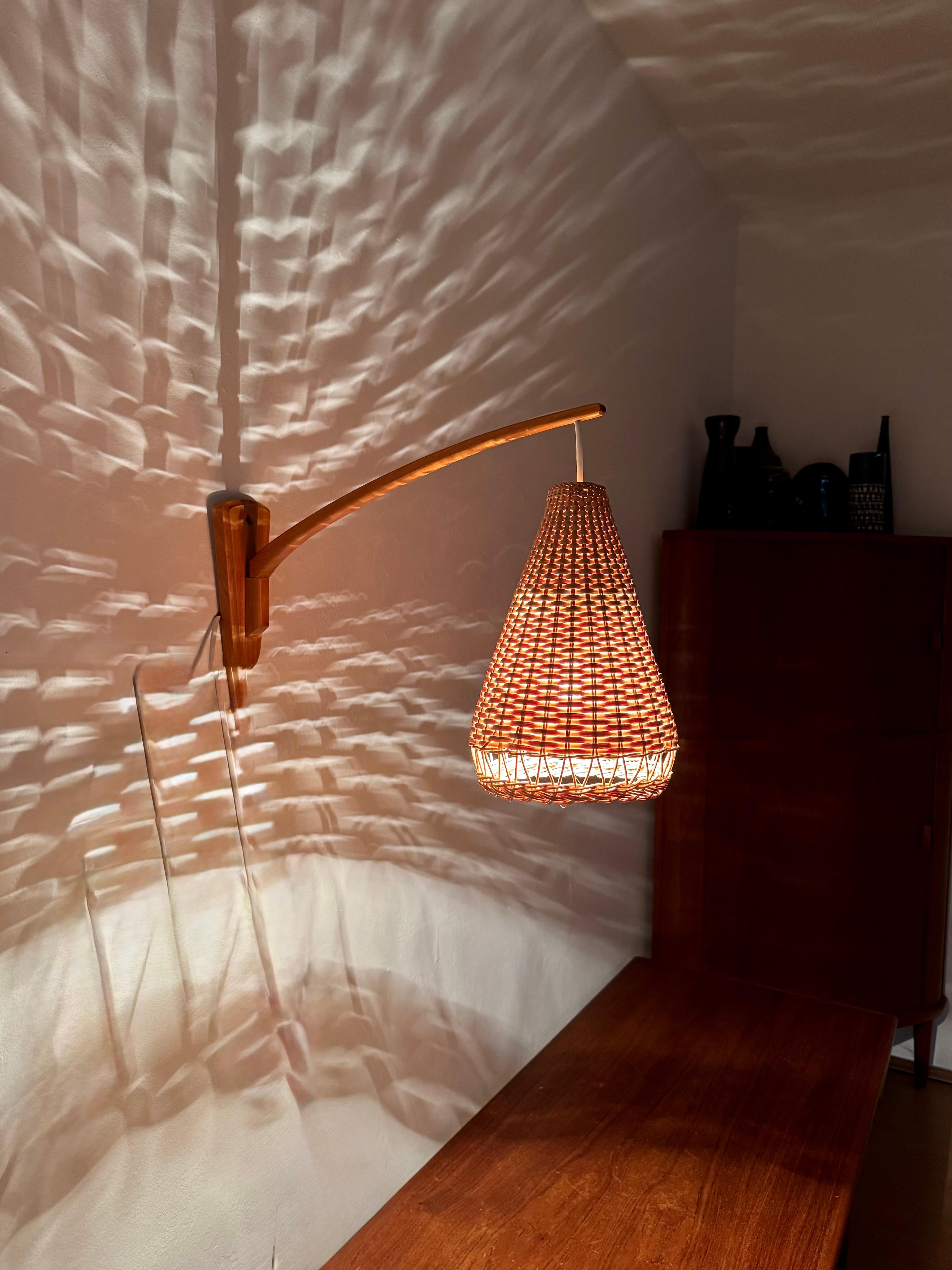 Elm and Wicker Wall Lamp For Sale 7