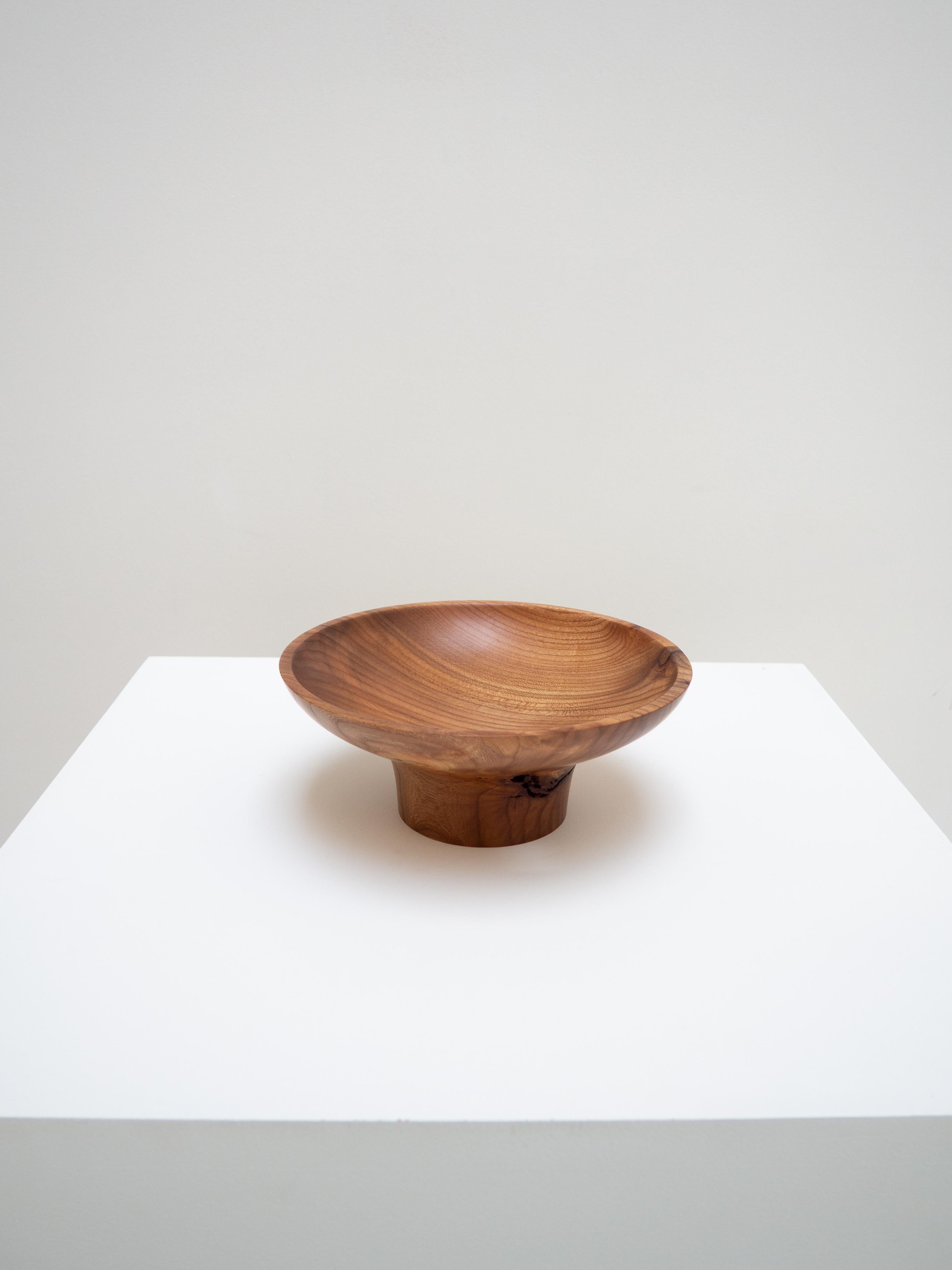 British Elm bowl - One of a kind For Sale