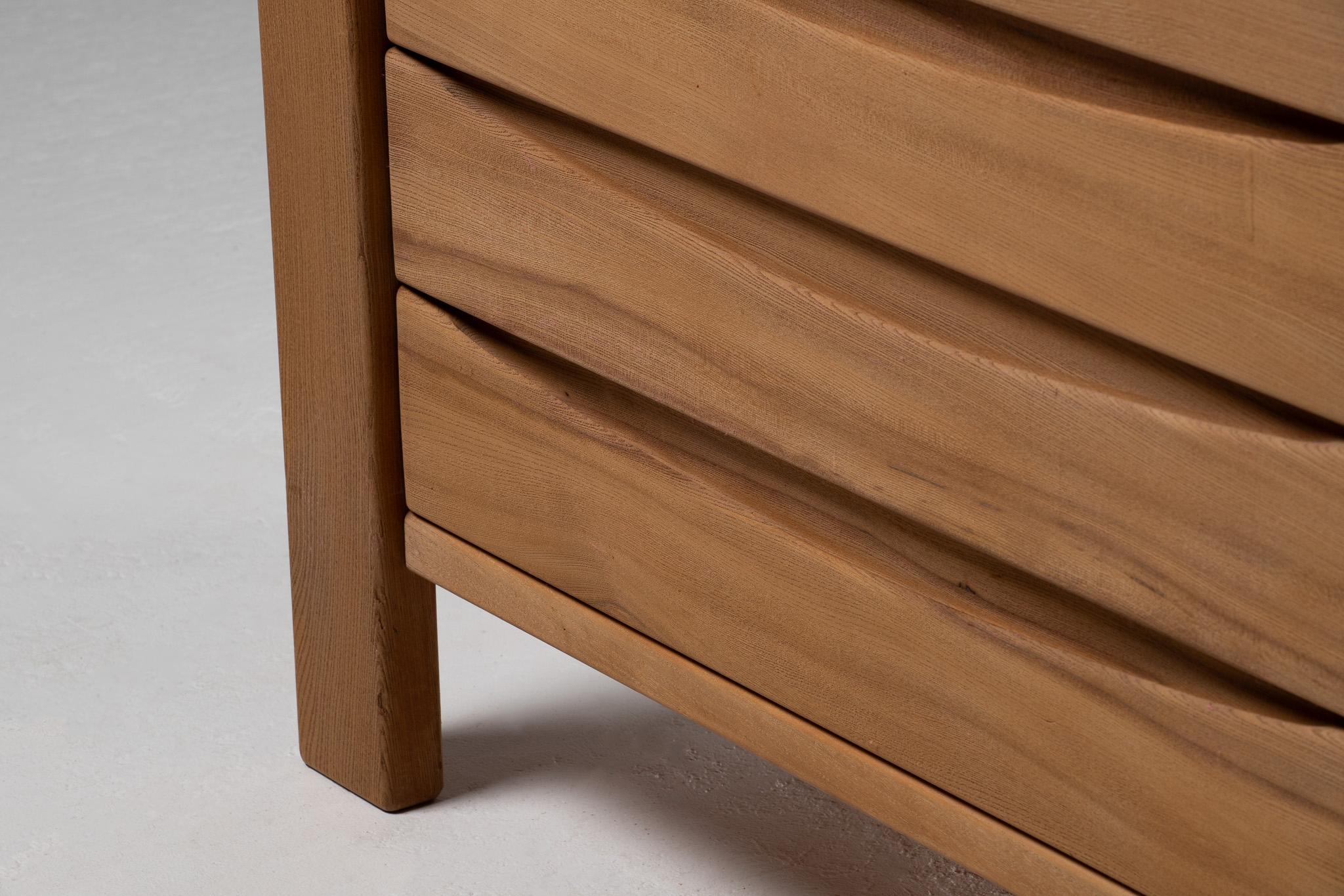 Commode en orme, Regain, France, années 1980 en vente 4