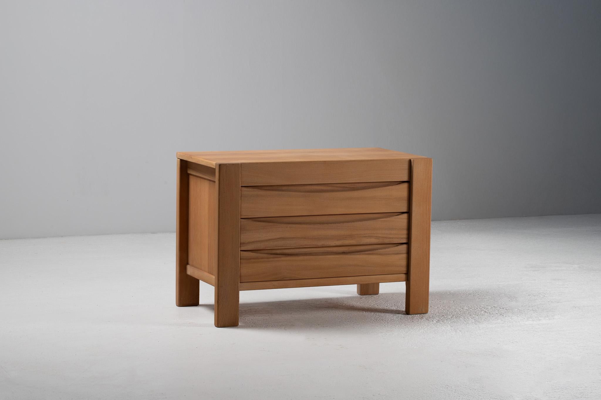 Français Commode en orme, Regain, France, années 1980 en vente