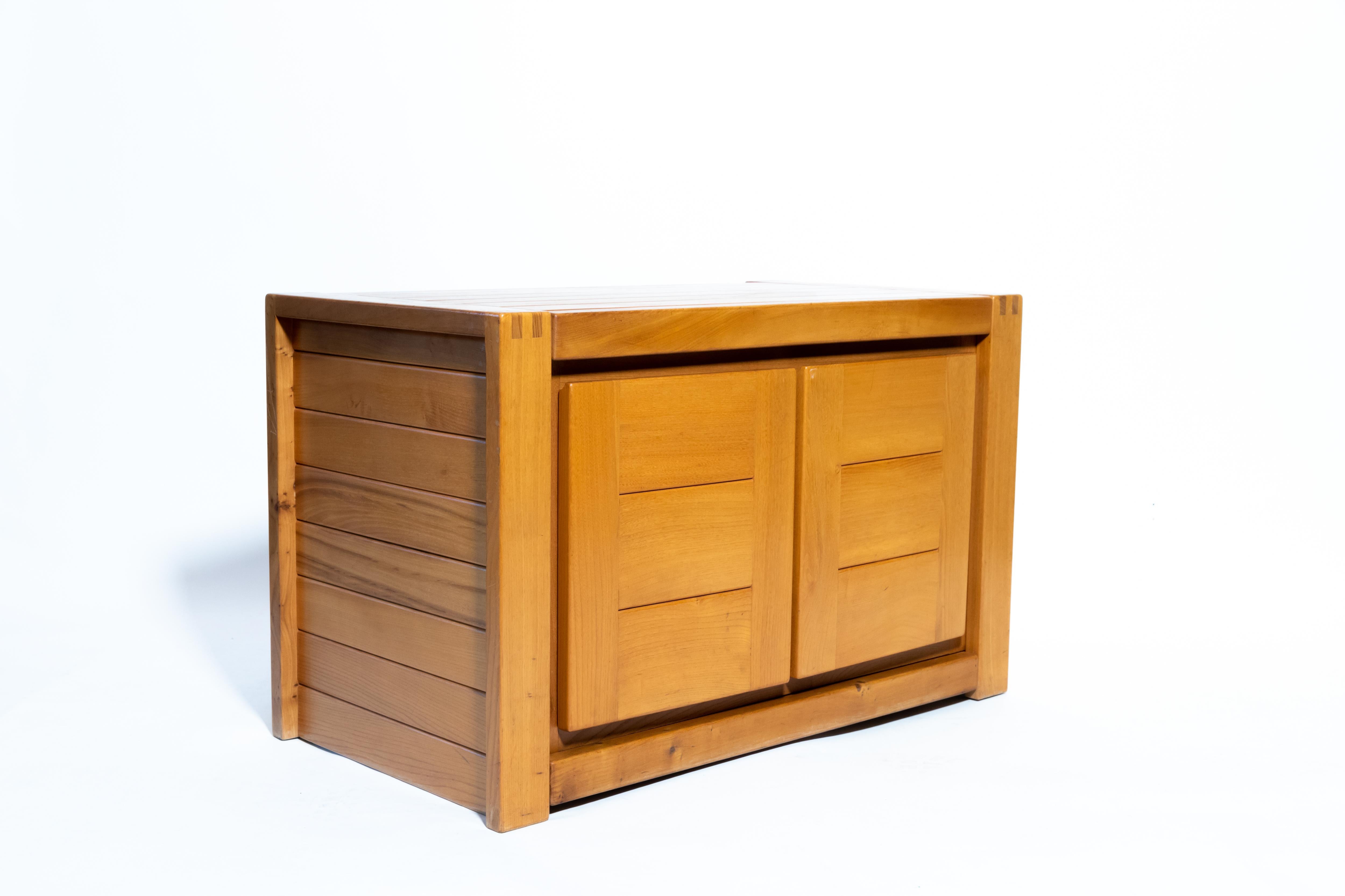 Modern Elm Chest / Sideboard by Pierre Chapo, France, circa 1970s For Sale