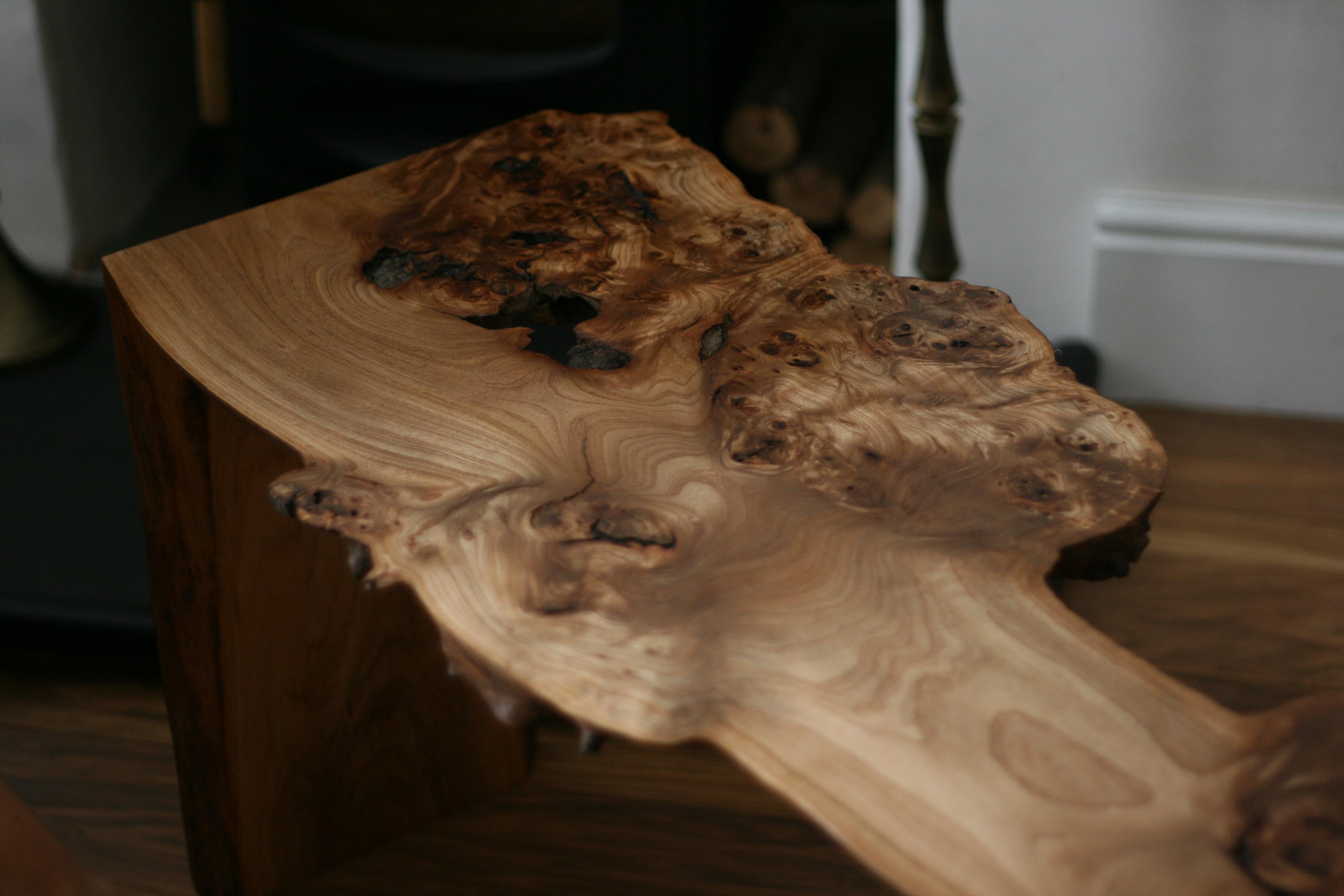 Menuiserie Table basse en orme en vente