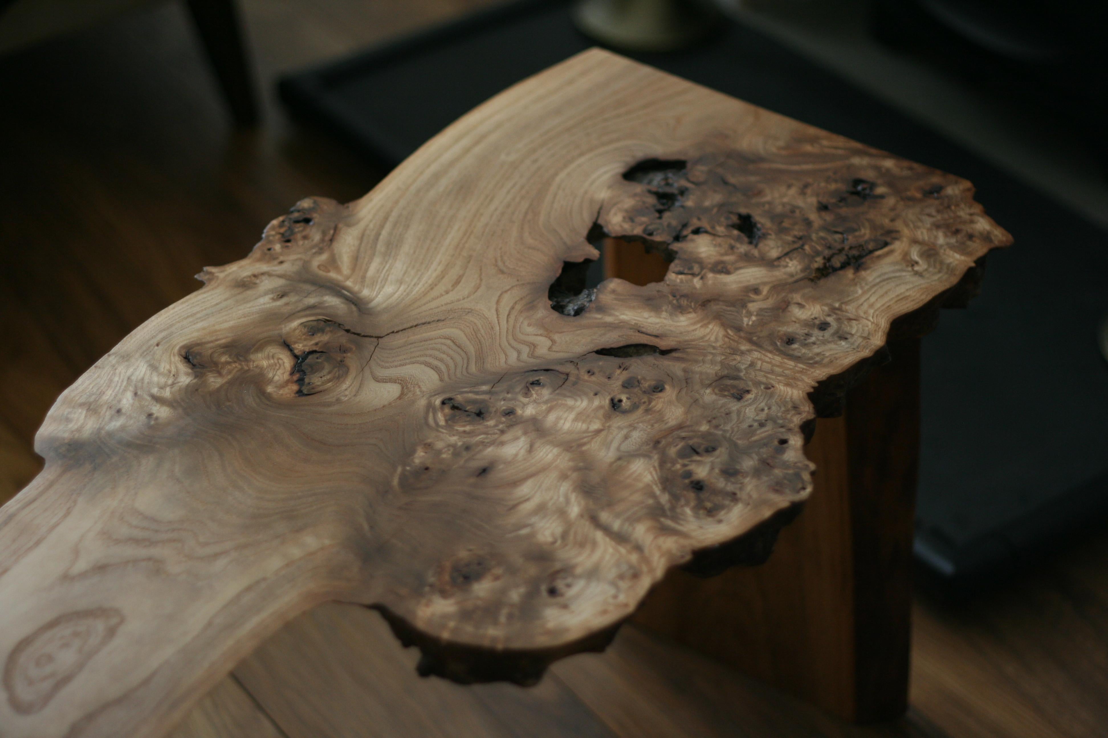 Table basse en orme Neuf - En vente à Plymouth, GB