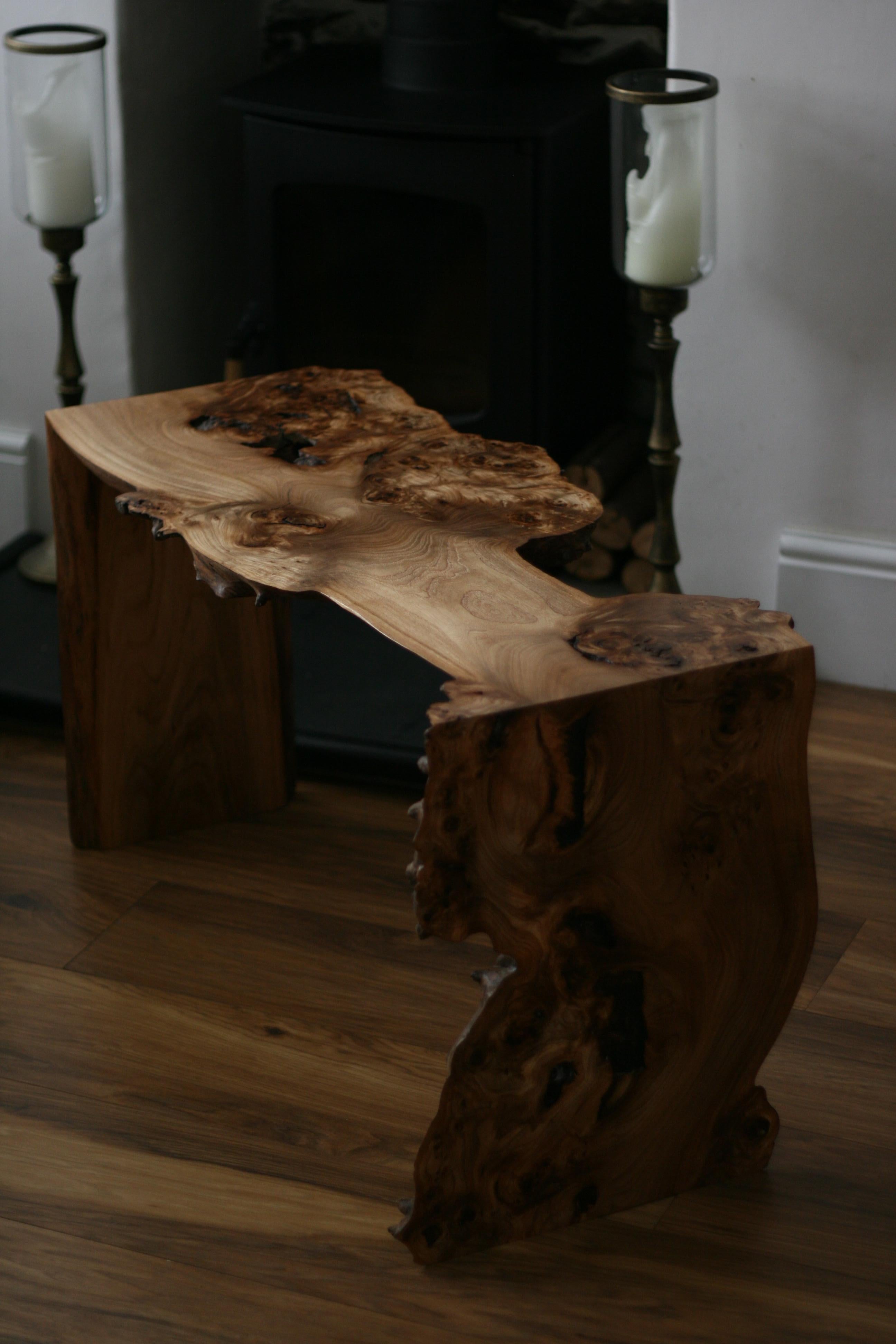 Table basse en orme en vente 2