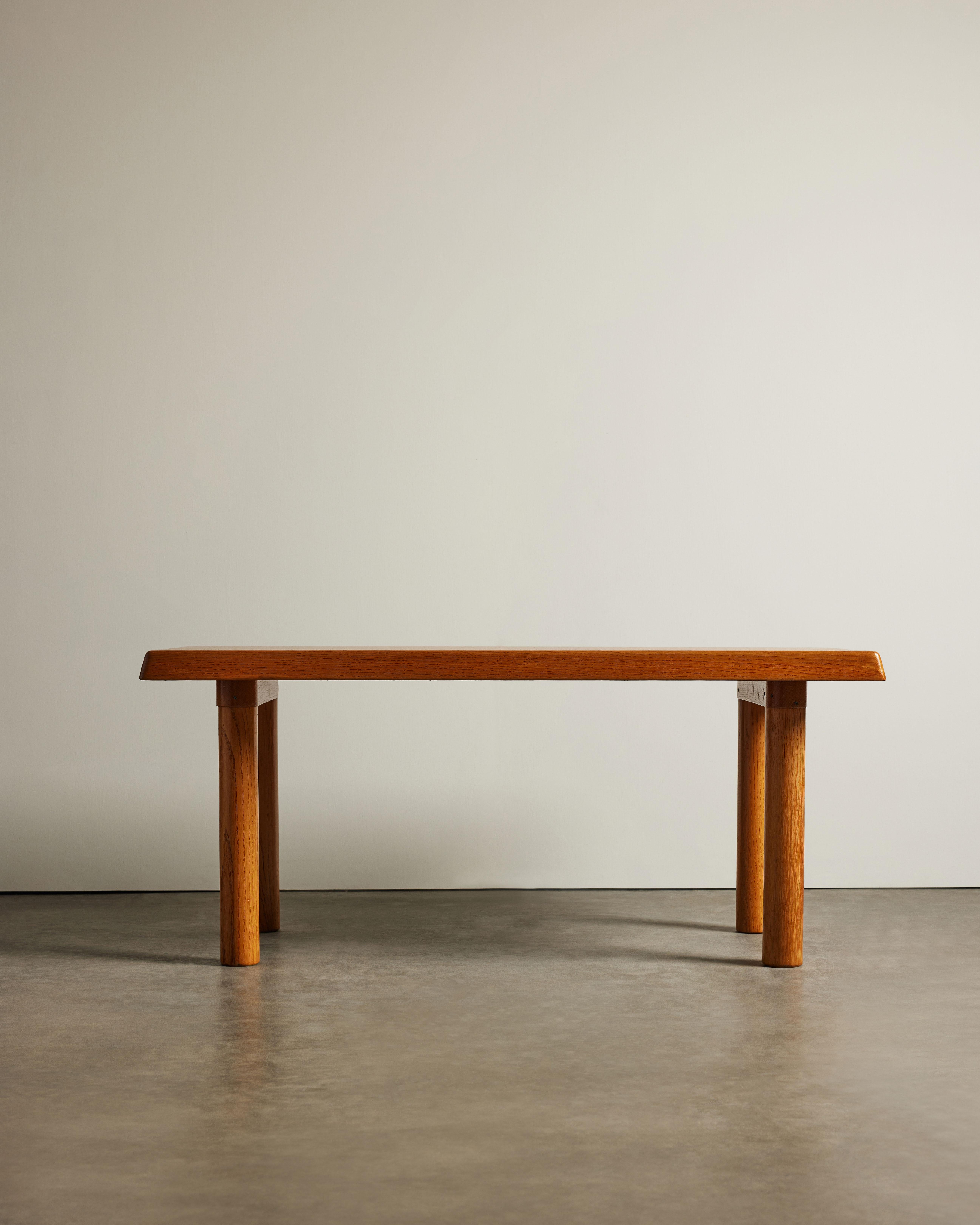 Elm Coffee Table in the Manner of Charlotte Perriand, France, c. 1960 en venta 4