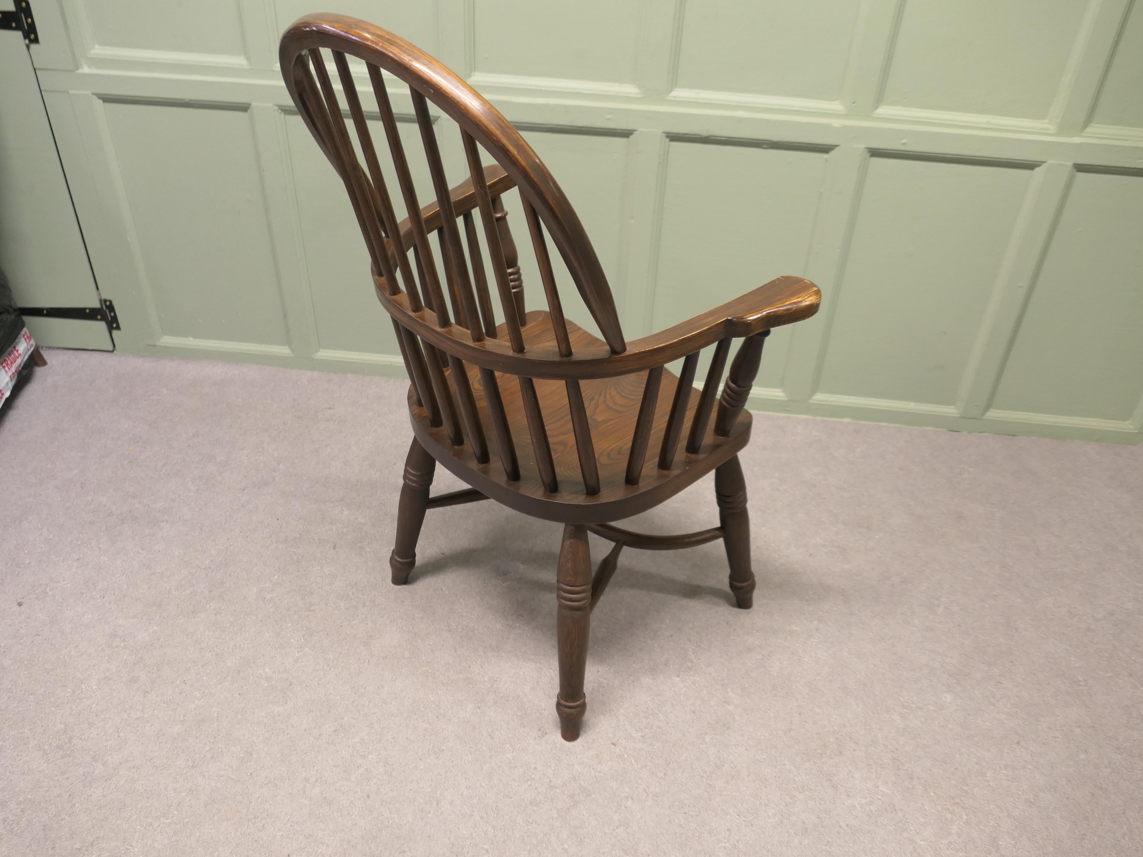 Sedia Country Carver in olmo con barella a crinolina in vendita 1