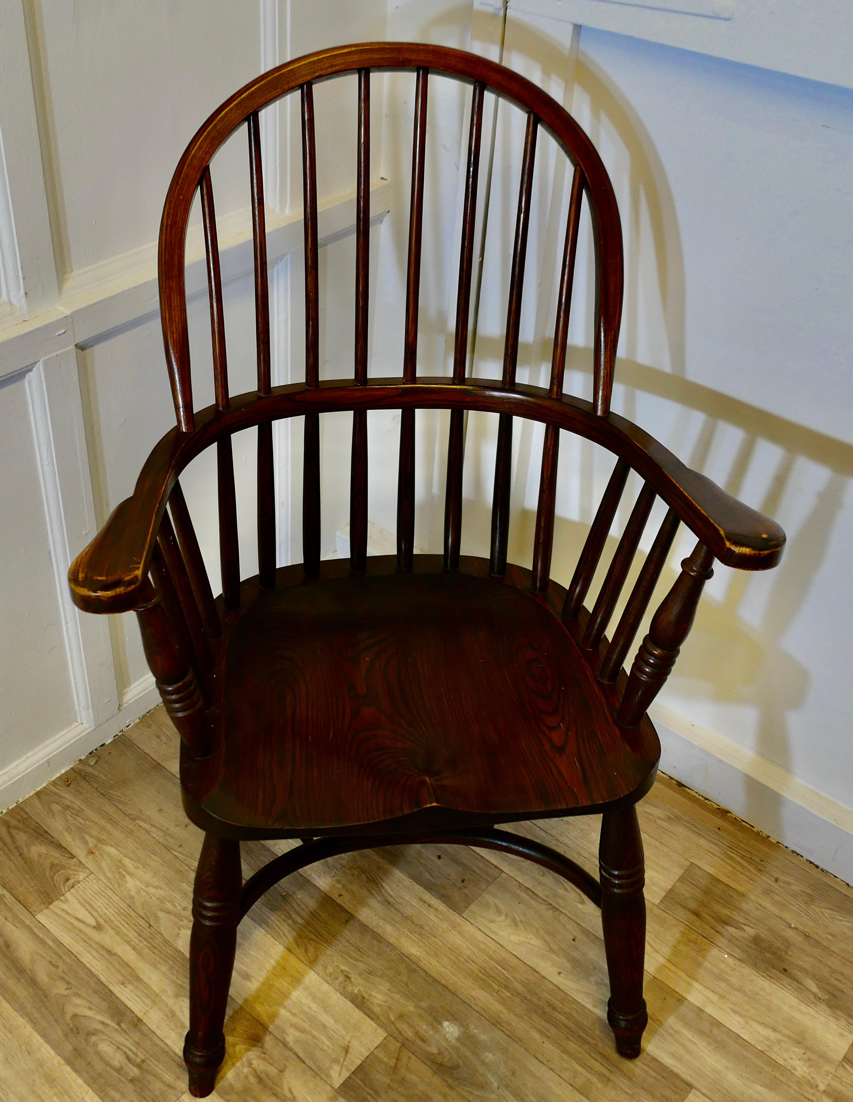 Chaise de sculpteur en orme avec civière à crinoline  Il s'agit d'un chai fabriqué de manière artisanale. en vente 1