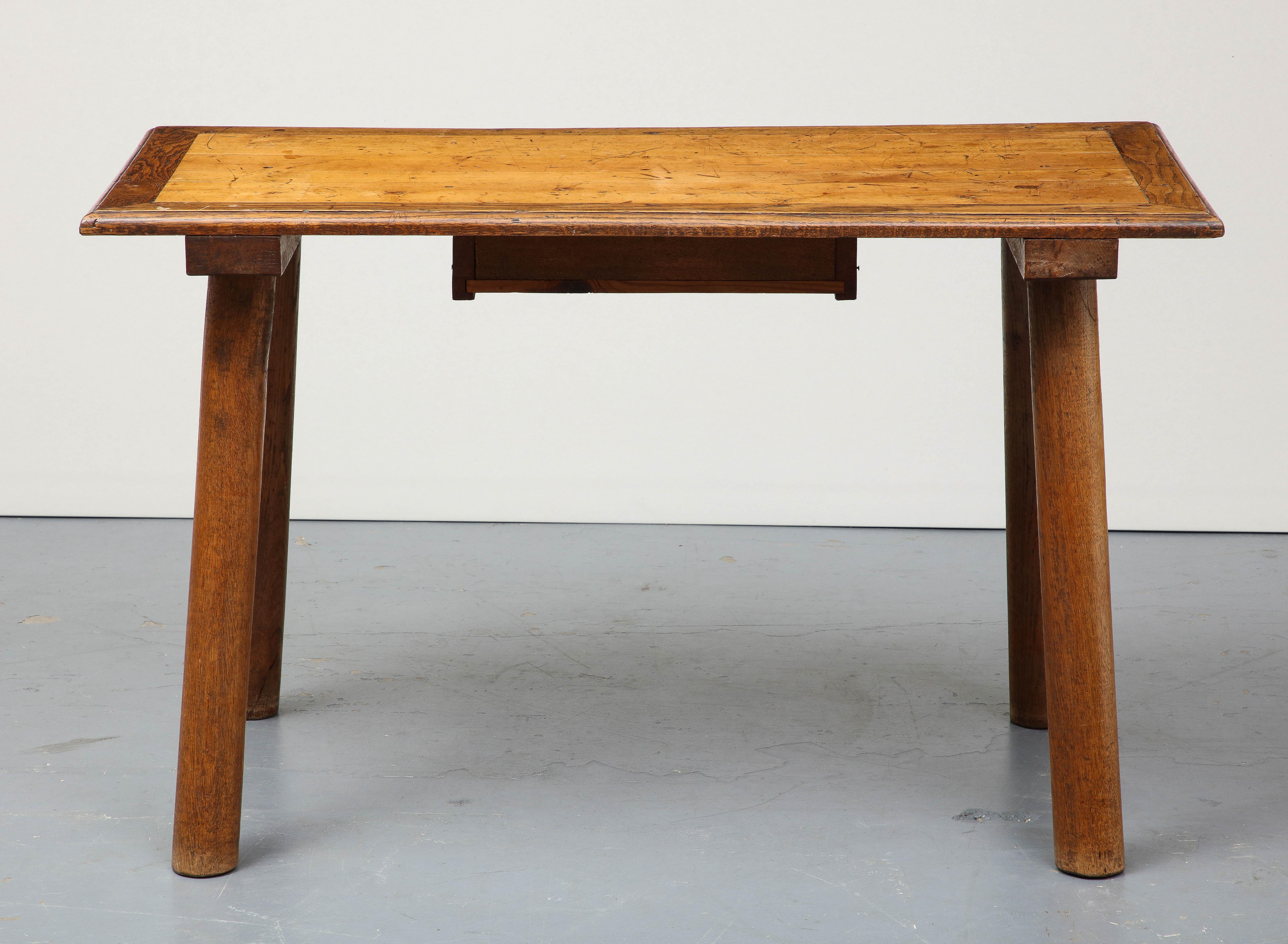 Elm Desk, France, c. 1940 In Good Condition For Sale In New York City, NY