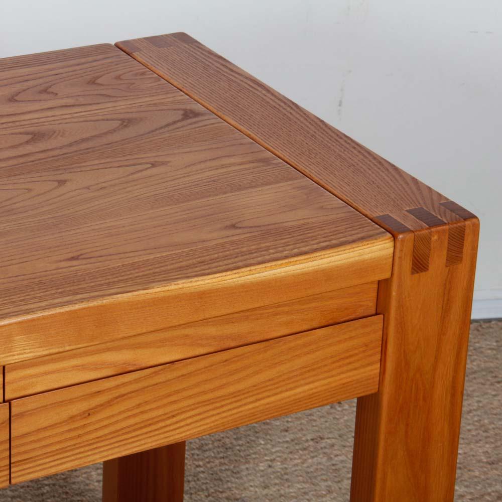 Elm desk produced by Maison Regain, 1980s In Good Condition For Sale In MONTESSON, FR