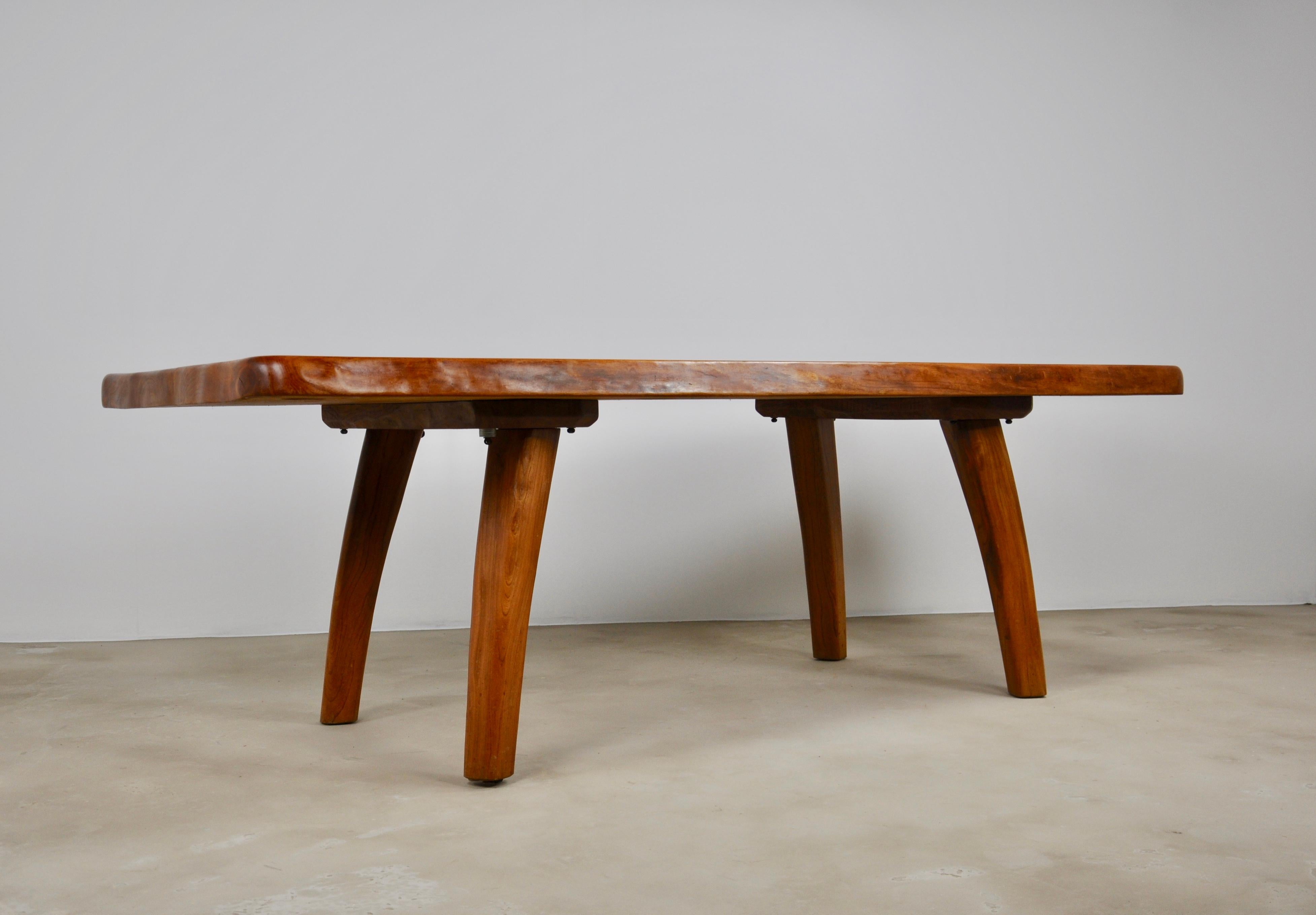 Dining table in elm: Dimensions: H75cm, W 220cm, D 98cm and six chairs in elm 1960s. Dimensions: H 80cm, Ha 44cm, W 47cm, D 46cm.