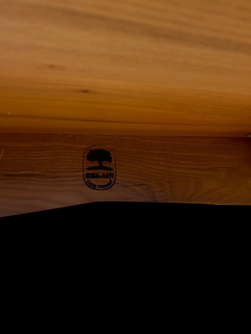 Table de salle à manger en orme par Maison Regain en vente 4
