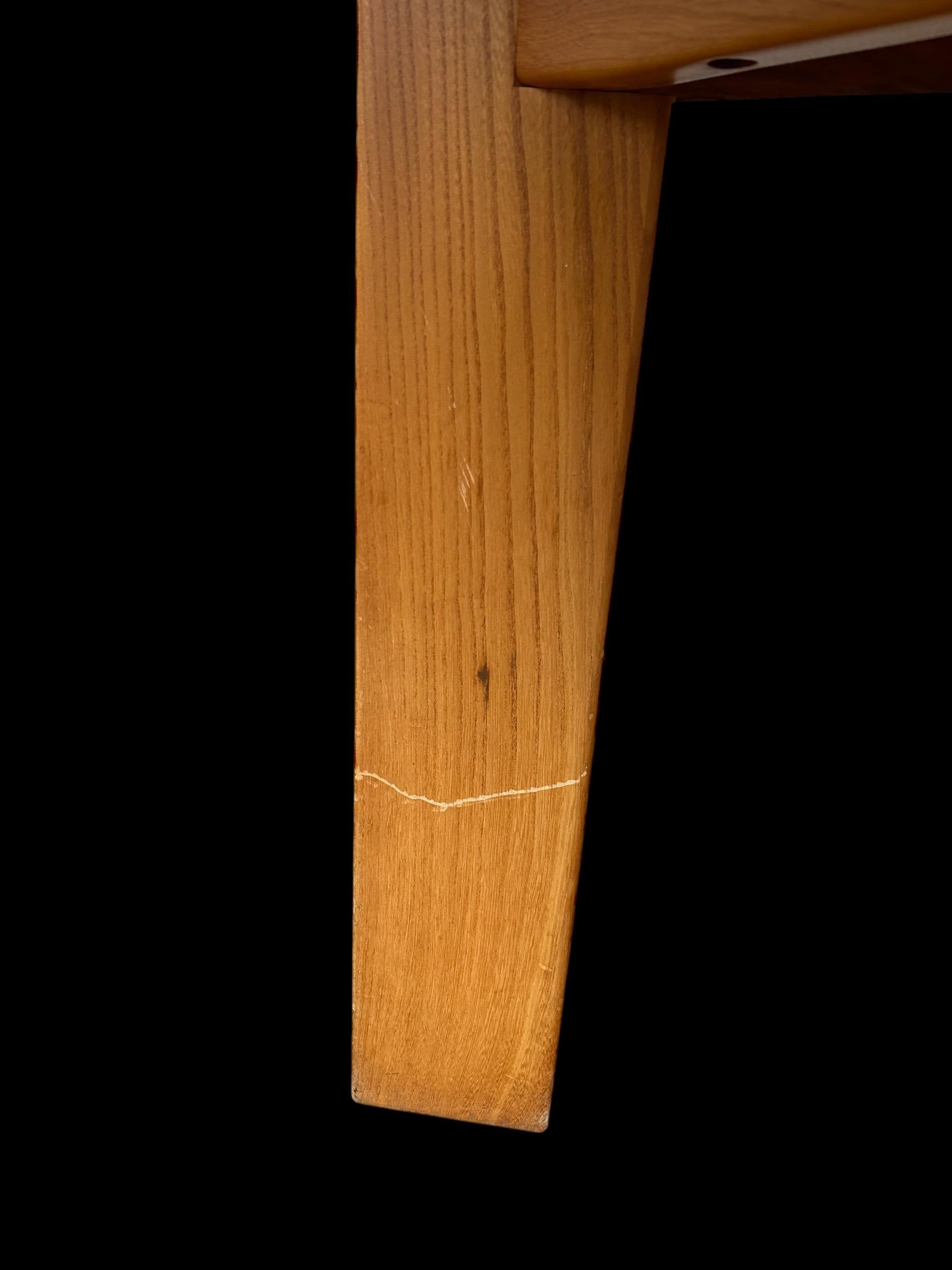 Fin du 20e siècle Table de salle à manger en orme par Maison Regain en vente