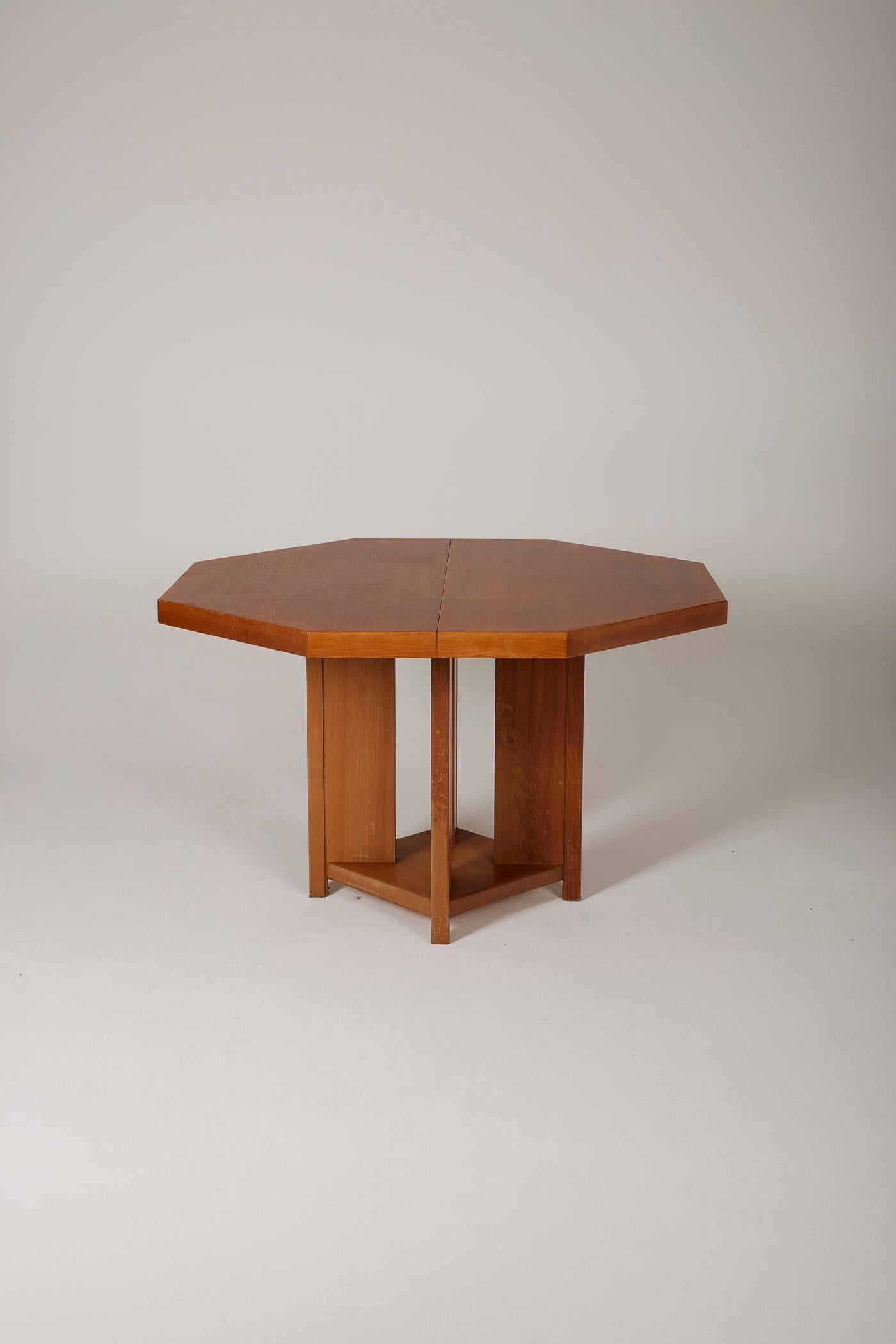 Late 20th Century Elm dining table For Sale