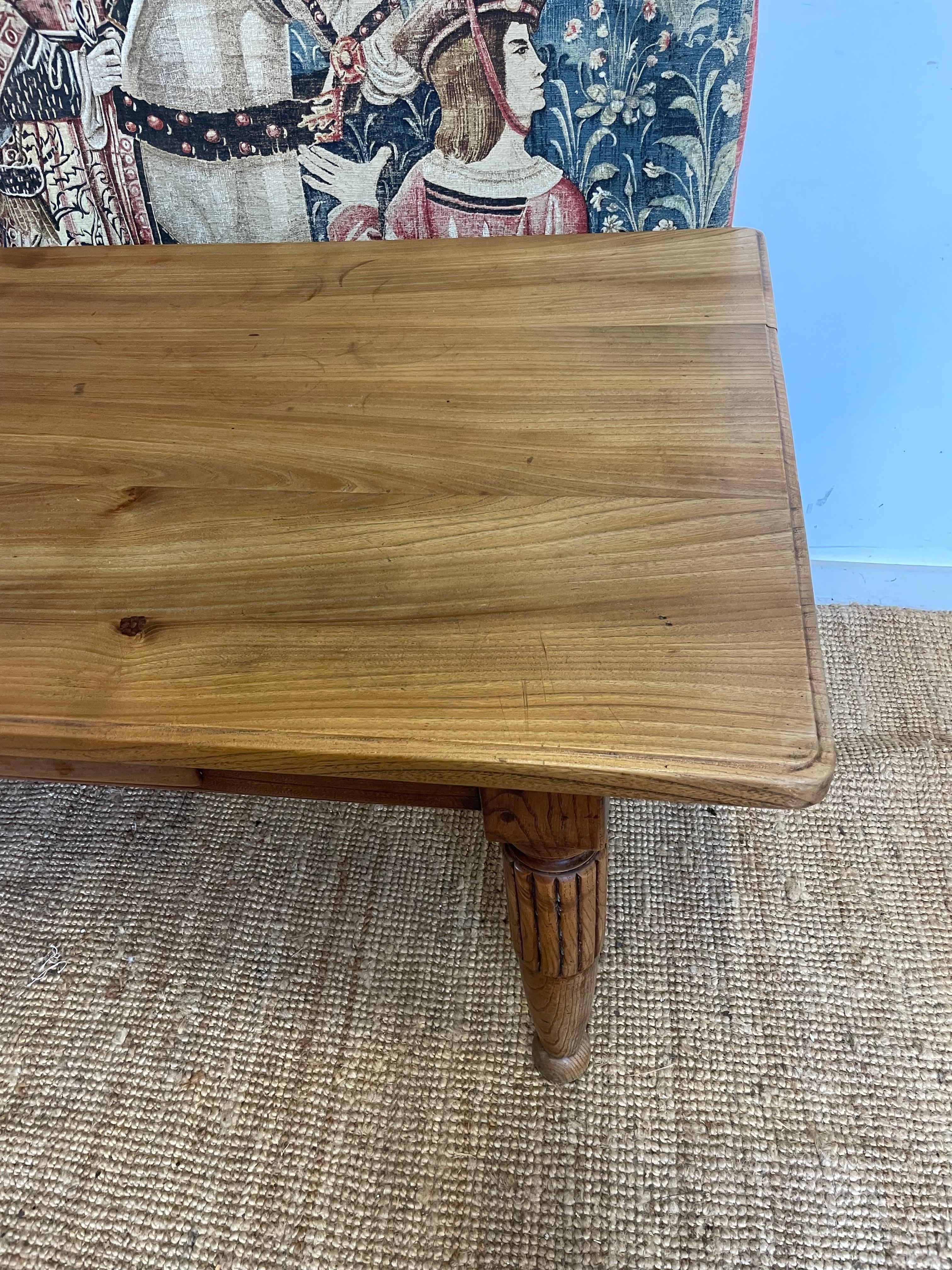 Table de ferme française en orme en vente 6