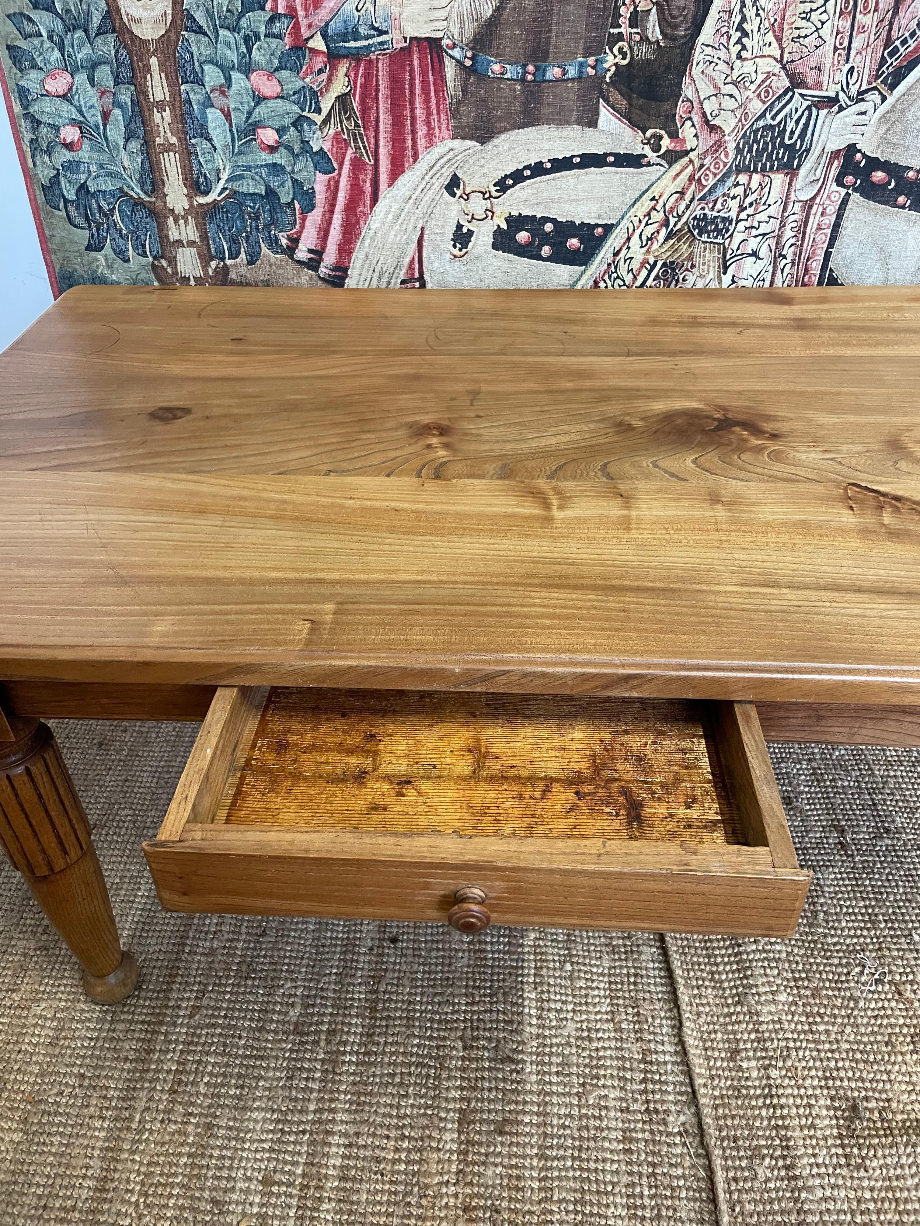 Table de ferme française en orme en vente 2