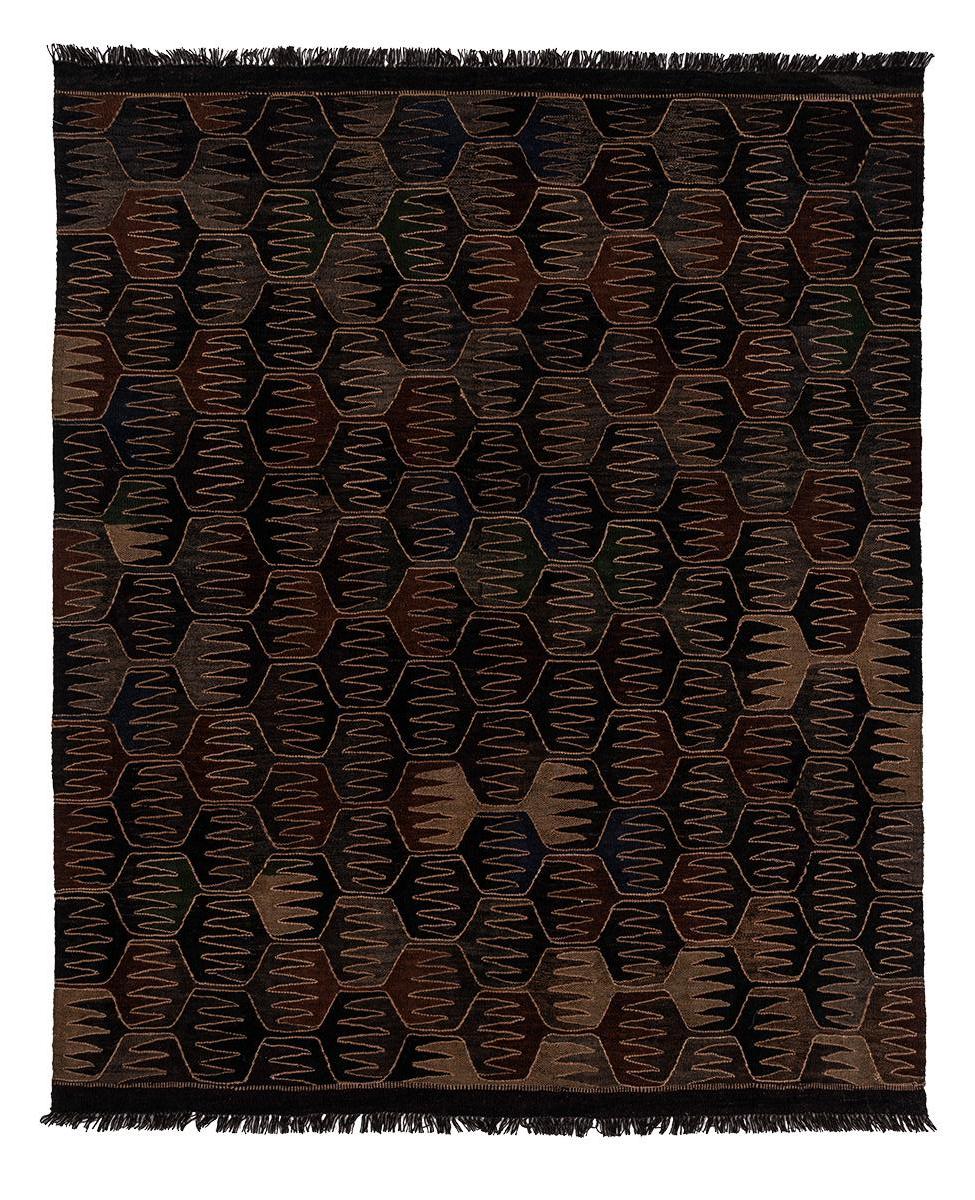 Elm KKilim 123 Rug by ETHNİCLOOM
Dimensions:  W 210 x H 290 cm
Materials: Wool Weave. 

The Founder
Ethnicloom was founded as a natural continuation of its creator, Elif Gönensay’s lifelong passion for design and her talent for beautifying spaces.