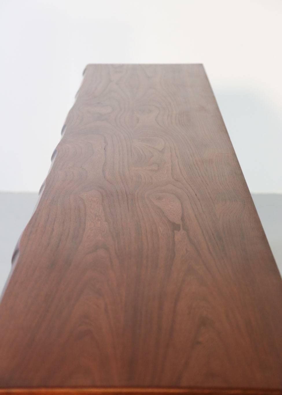 Credenza in olmo di Olavi Hanninen, anni '60 in vendita 6