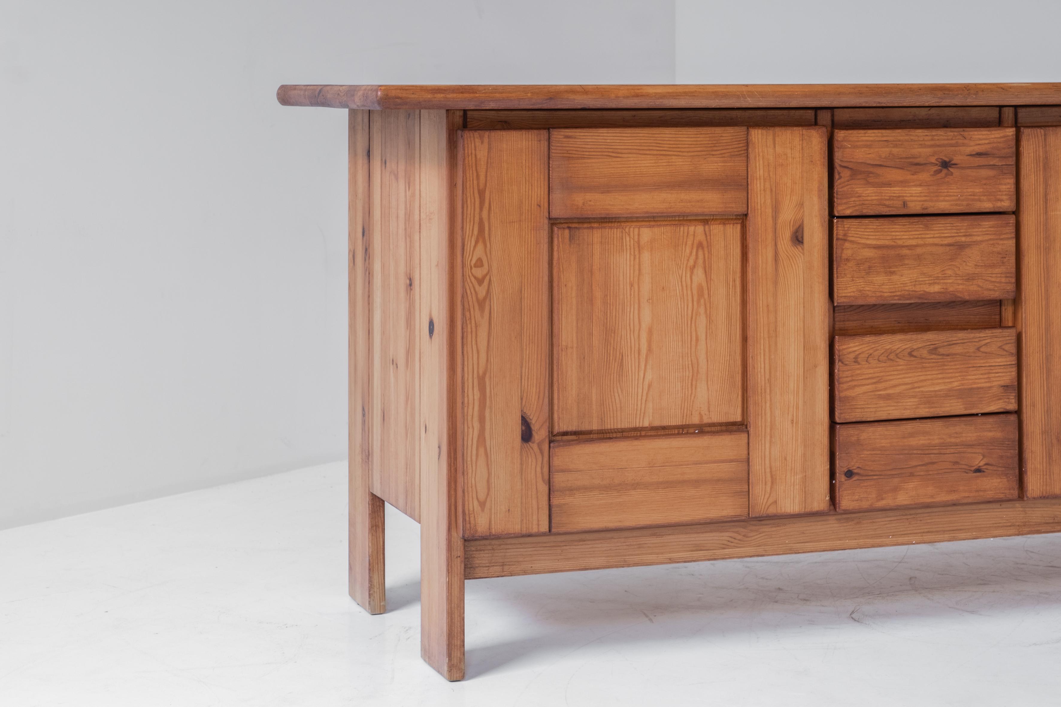 Elm Sideboard in the Manner of Pierre Chapo, France, 1960s 4