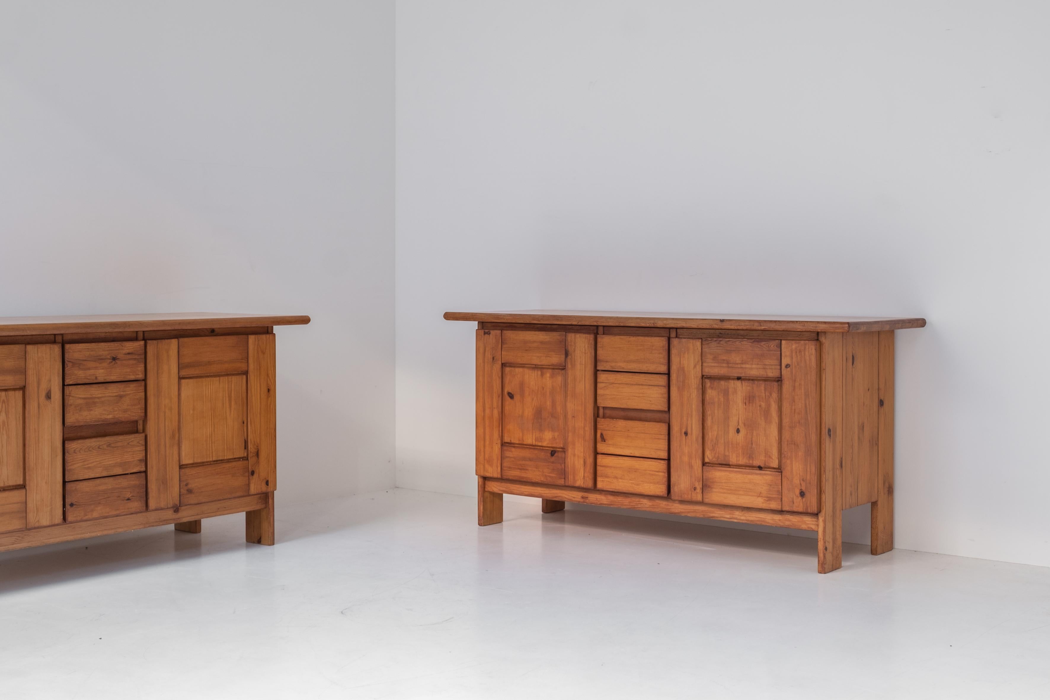 French Elm Sideboard in the Manner of Pierre Chapo, France, 1960s