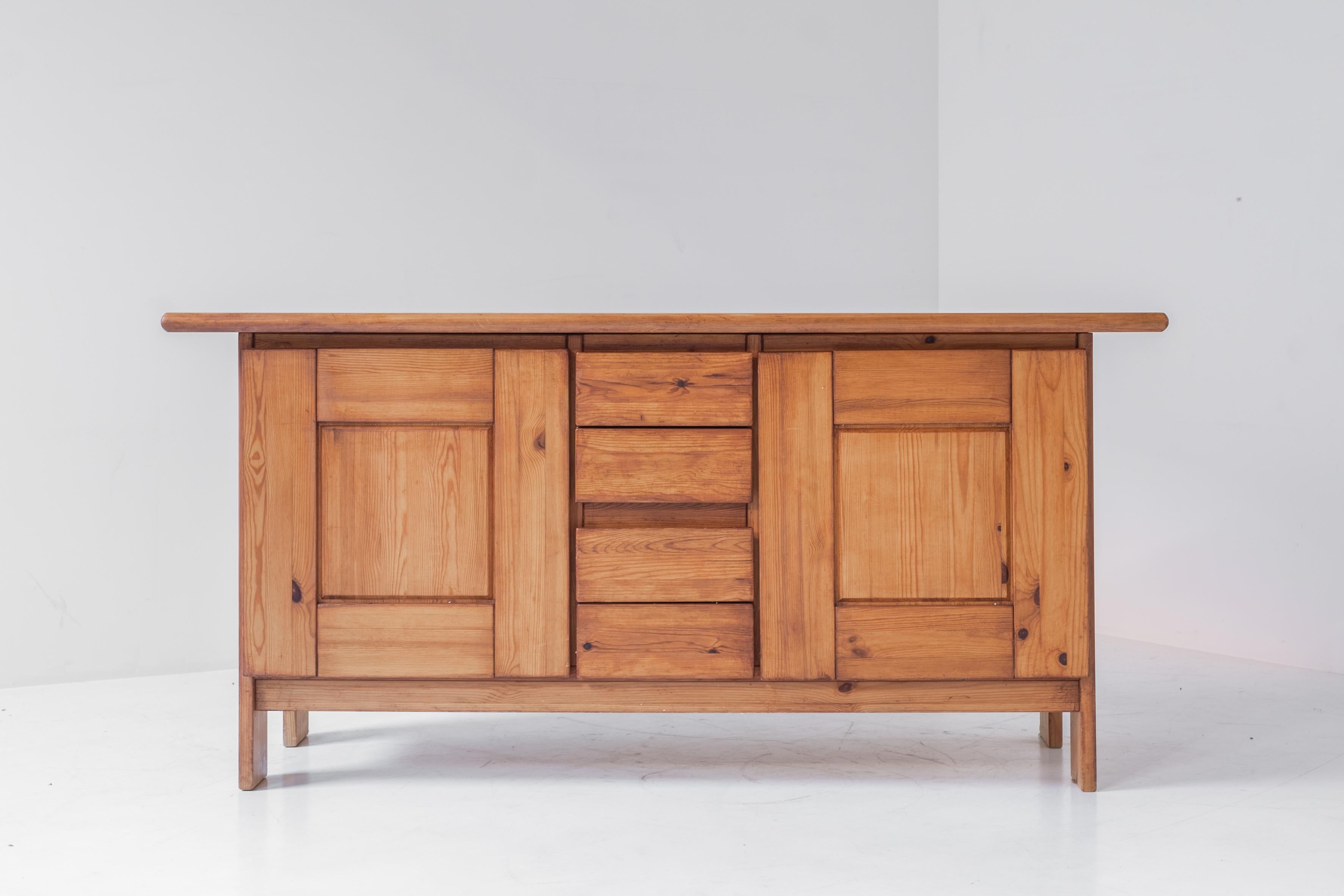 Elm Sideboard in the Manner of Pierre Chapo, France, 1960s 1