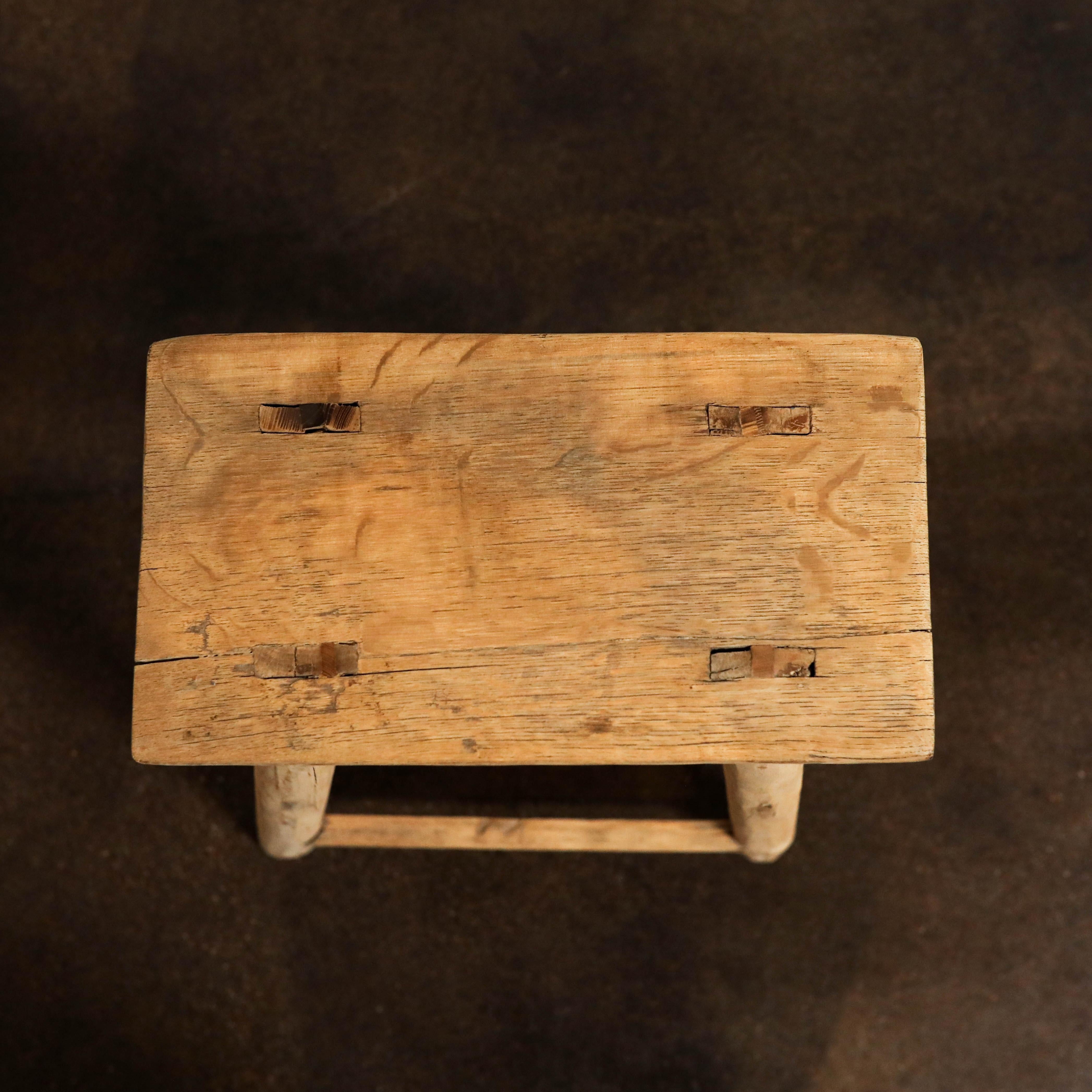 Taiwanese elm stool For Sale