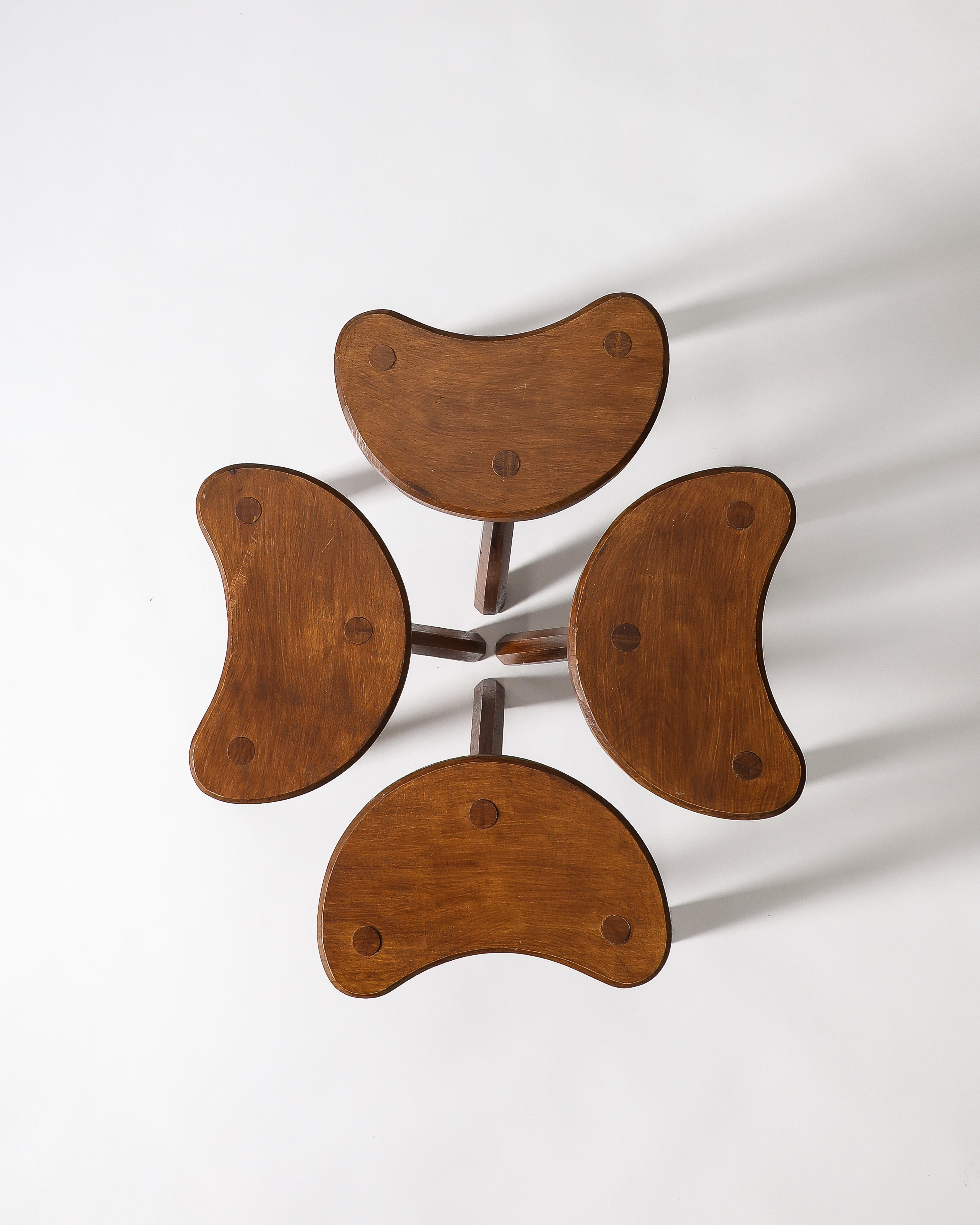 Taburete de olmo, Francia, c. 1960 mediados del siglo XX en venta