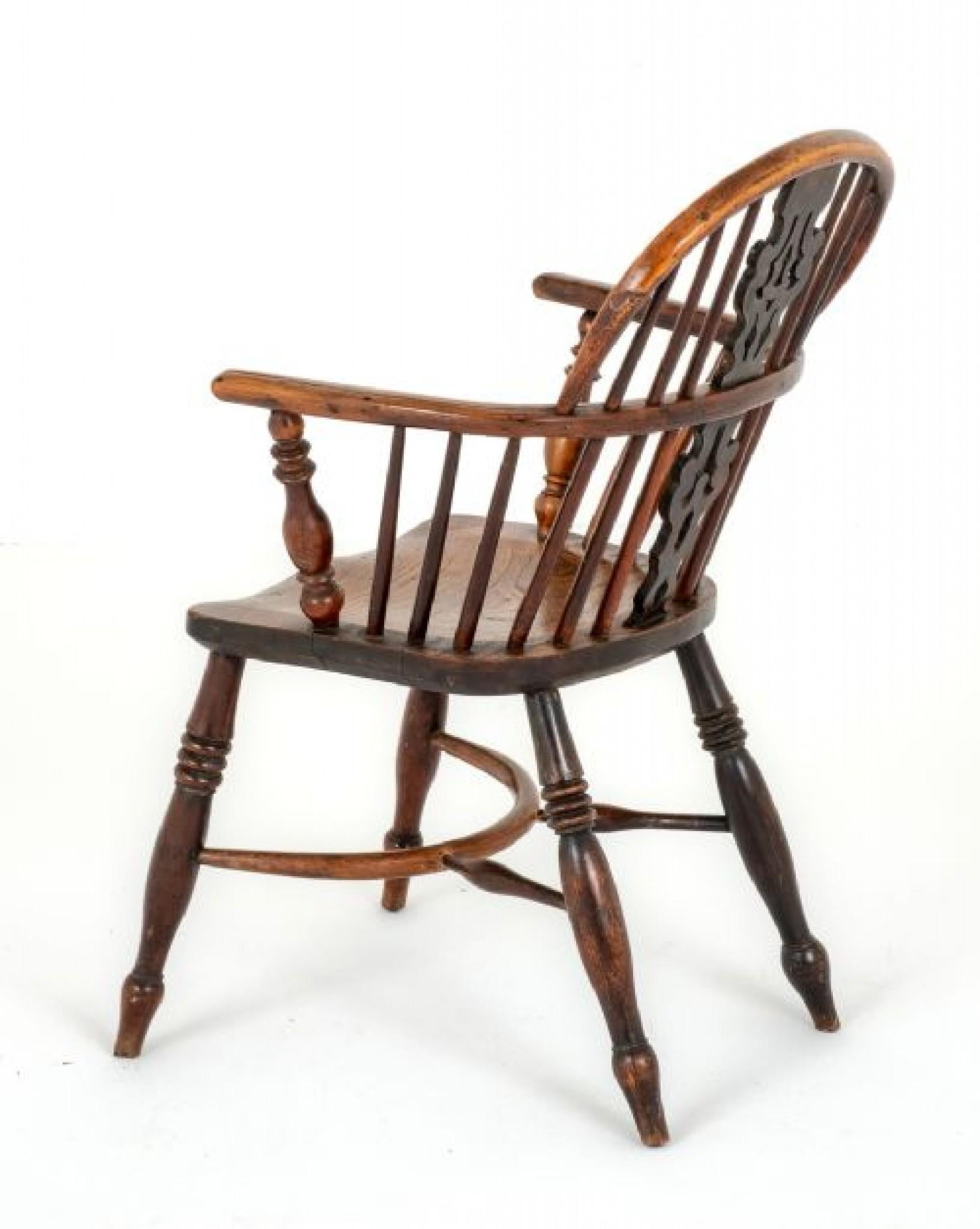 Elm Windsor Chair Georgian Farmhouse, 1800 For Sale 5