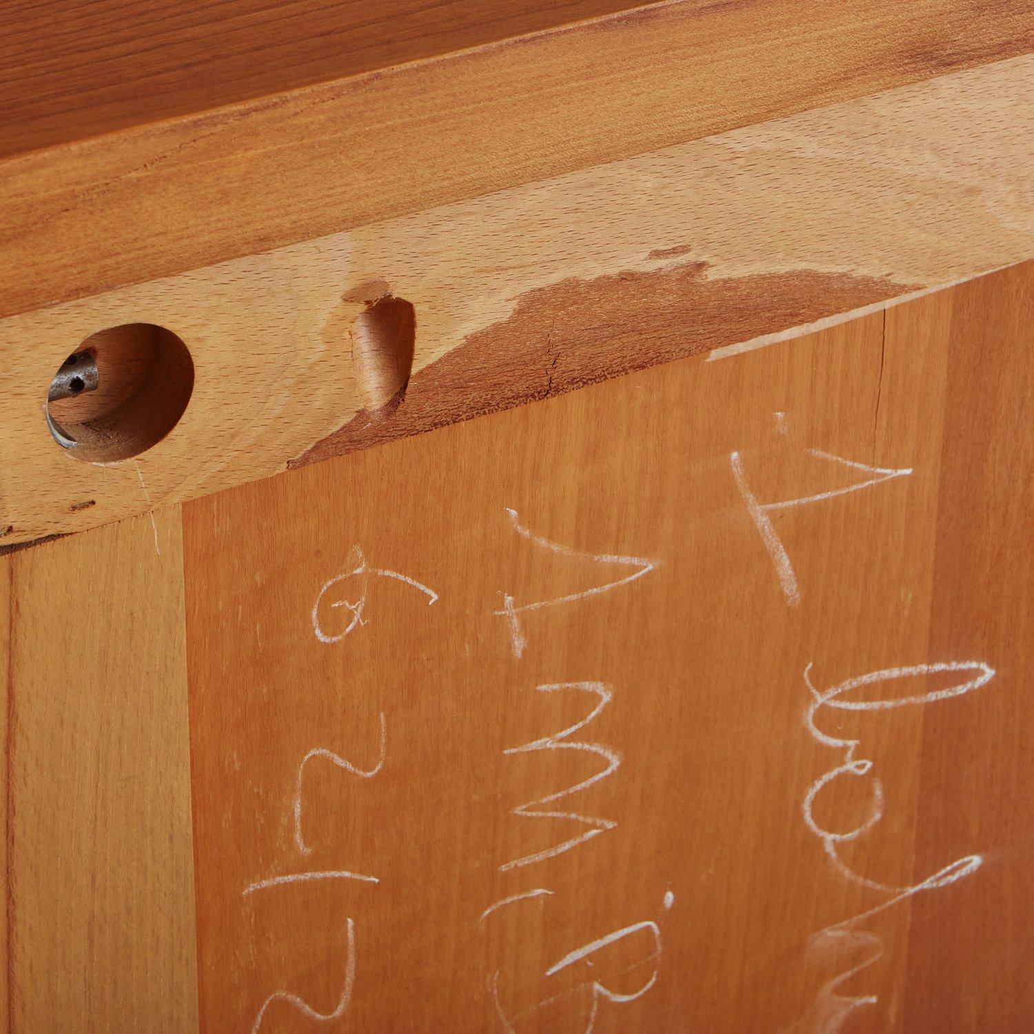 Buffet en bois d'orme dans le style de la Maison Regain par l'Atelier Chauvin 10