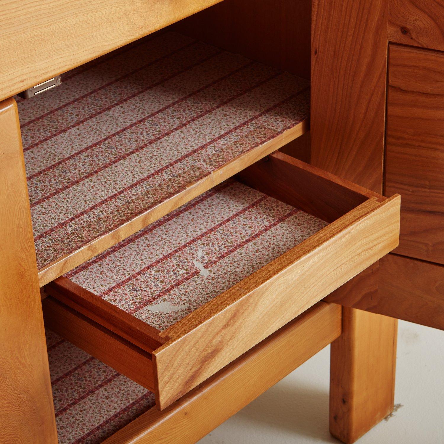 Buffet en bois d'orme dans le style de la Maison Regain par l'Atelier Chauvin 1