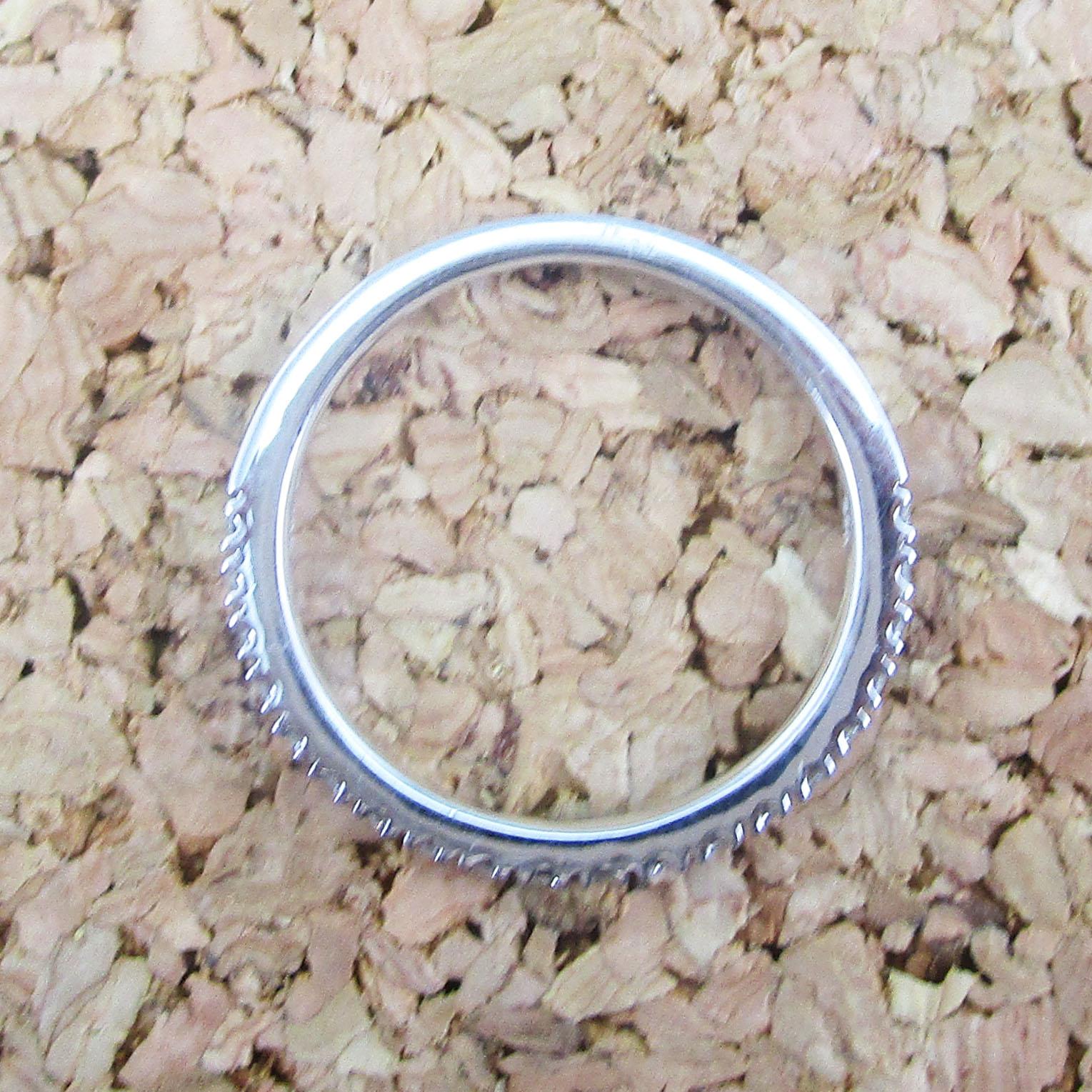 Elma Bracelet demi-anneau en or blanc 18 carats et diamants en vente 1