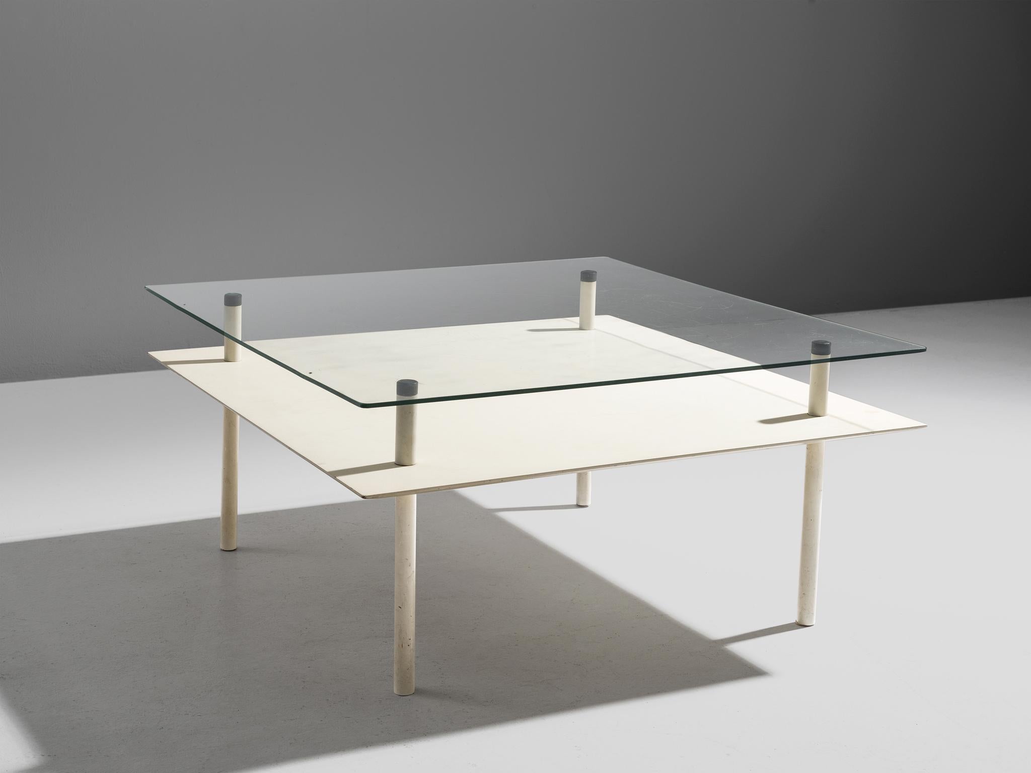 Elmar Berkovich for Metz&Co, coffee table, lacquered steel, lacquered metal, glass, The Netherlands, 1930s

Modern cocktail table by designer Elmar Berkovich for the Dutch company Metz & Co. A minimalist and functional table characterized by simple