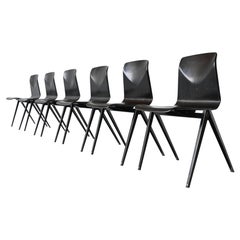 Elmar Flototto Model S22 Black Stacking Chairs Pagholz, Germany, 1970