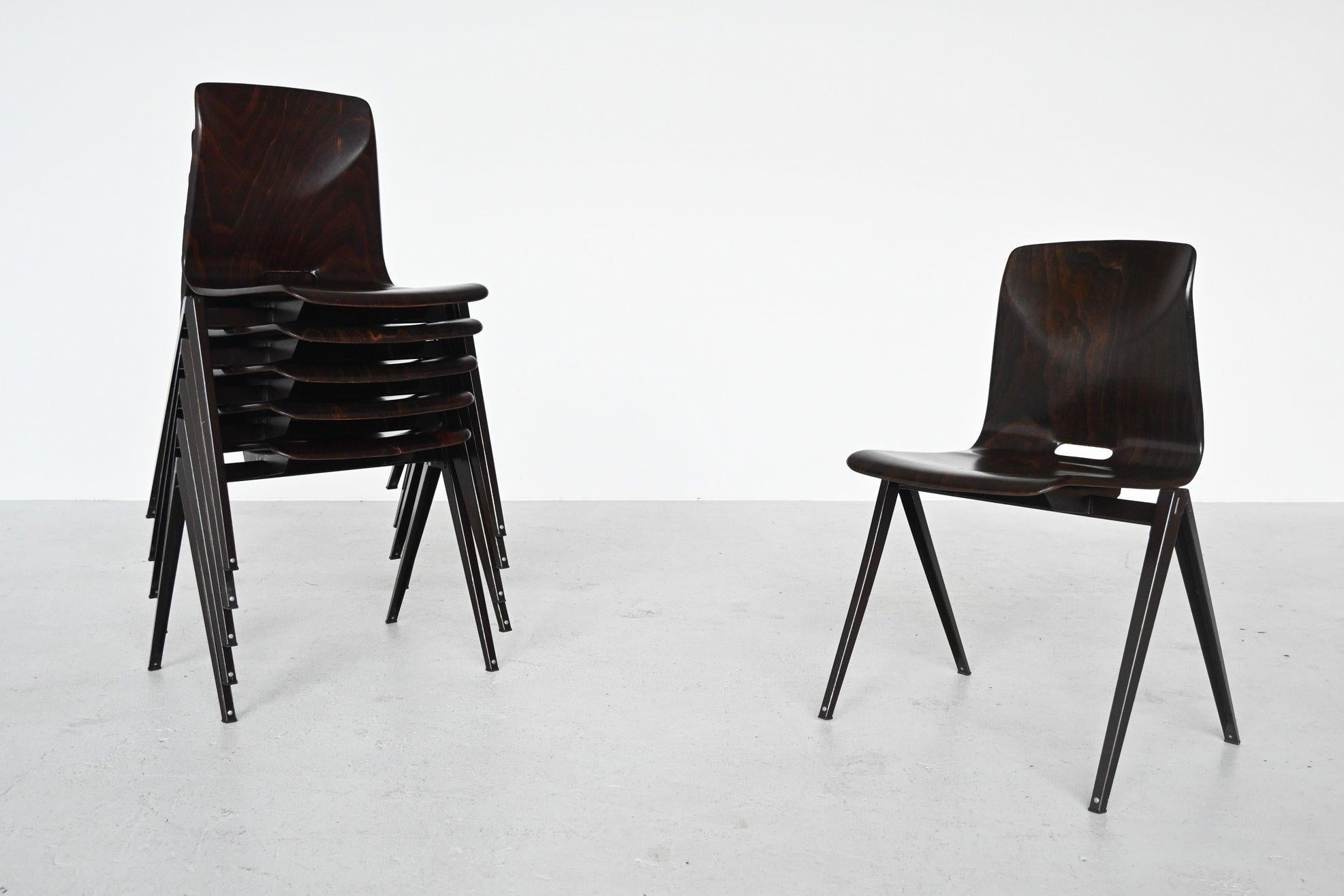 Late 20th Century Elmar Flototto Model S22 Stacking Chairs Pagholz, Germany, 1970